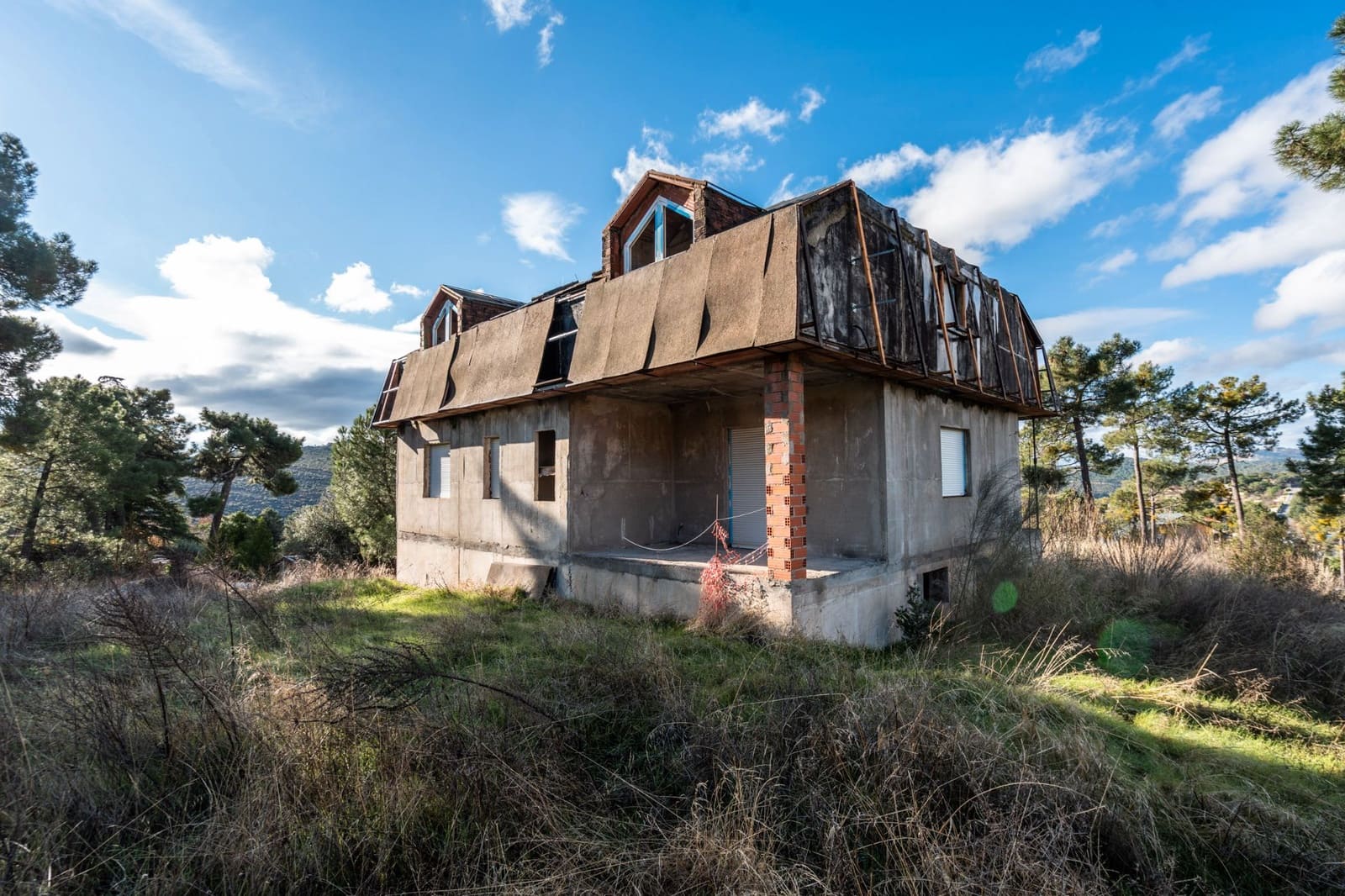 5 bedroom Villa for sale in Robledo de Chavela - € 155,000 (Ref: 9495302)