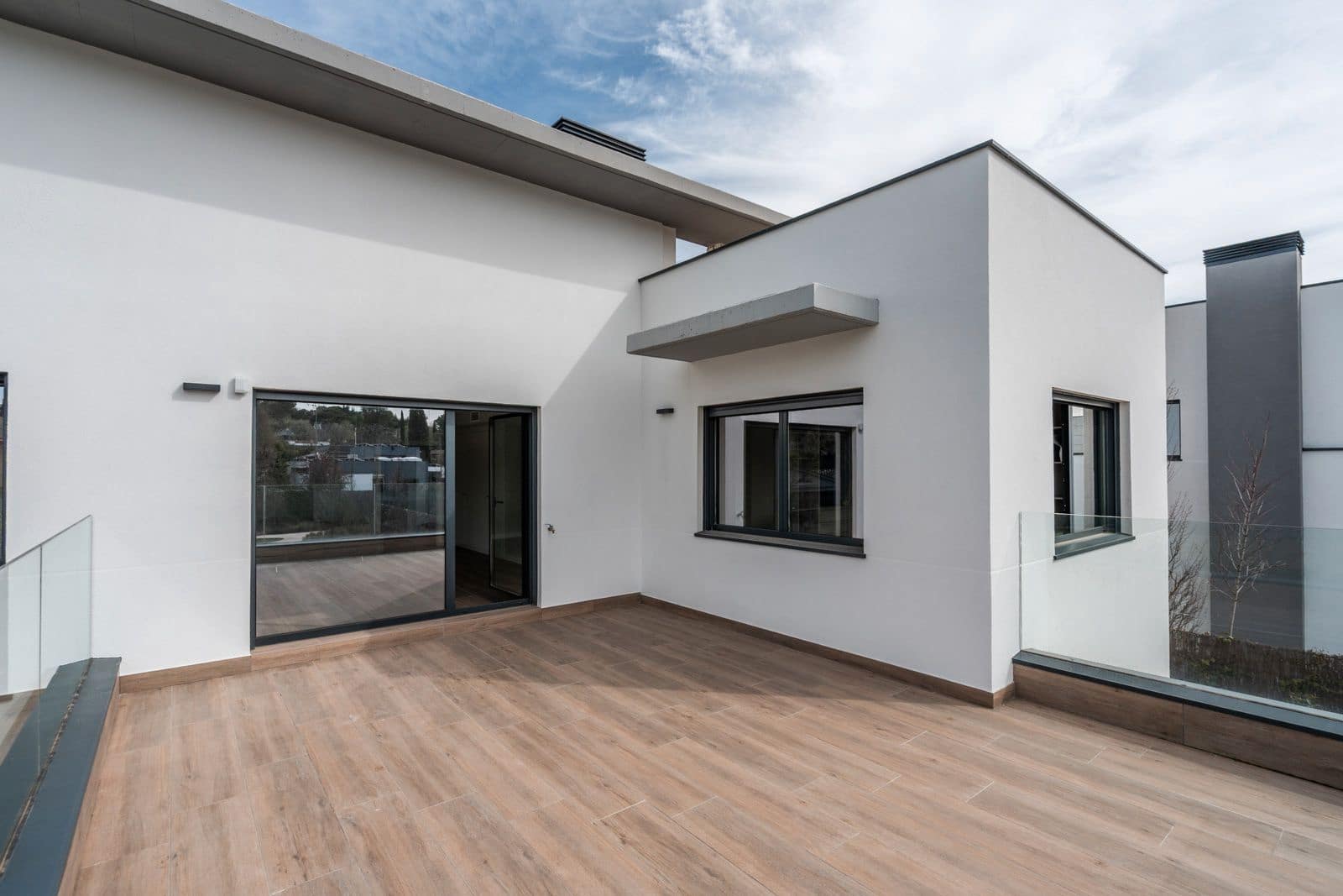 5 sovrum Villa till salu i Villanueva de la Canada med pool garage - 1 780 000 € (Ref: 9497935)