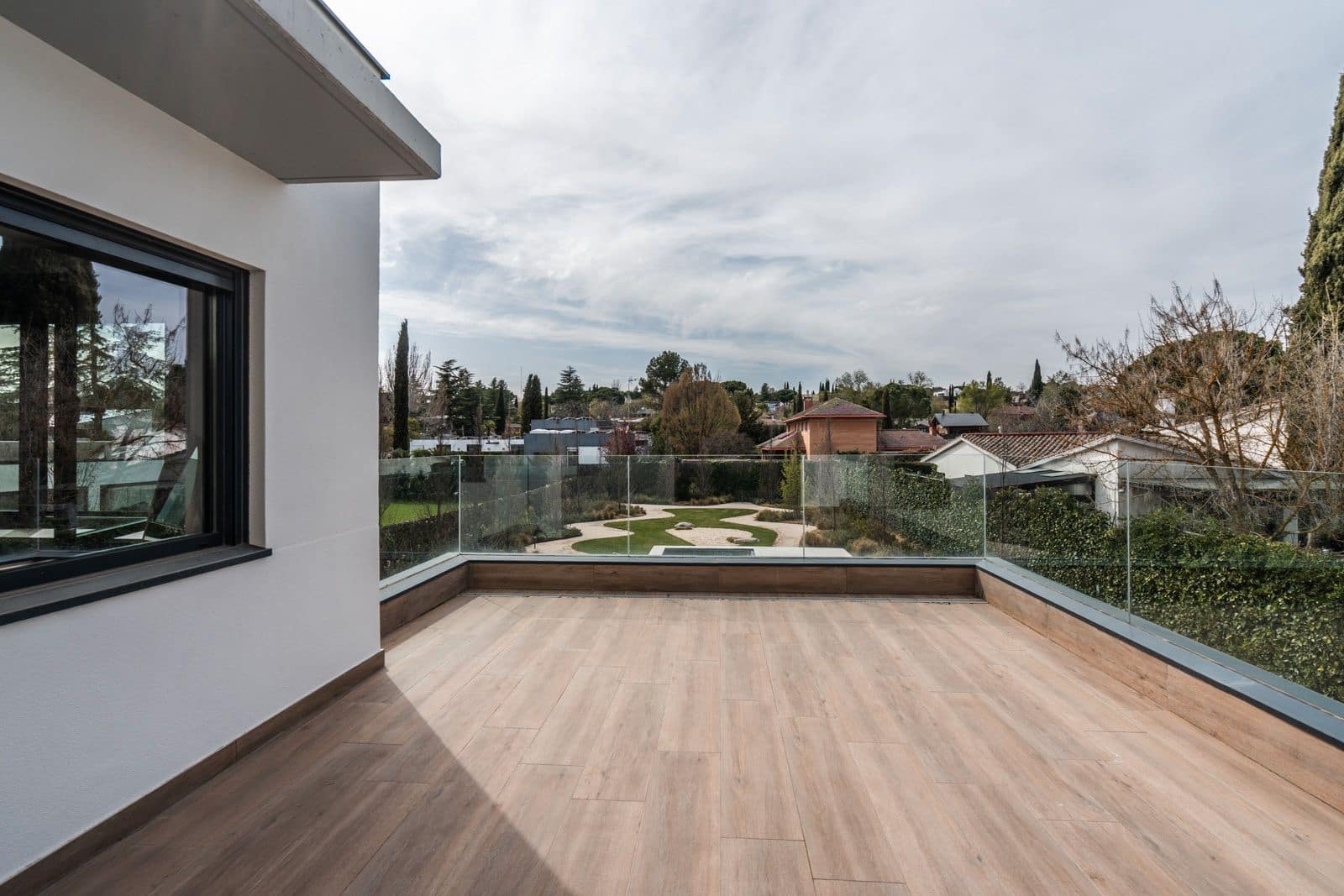 5 sovrum Villa till salu i Villanueva de la Canada med pool garage - 1 780 000 € (Ref: 9497935)