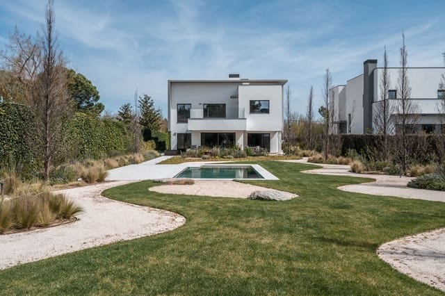 5 slaapkamer Villa te koop in Villanueva de la Cañada met zwembad garage - € 1.780.000 (Ref: 9497935)