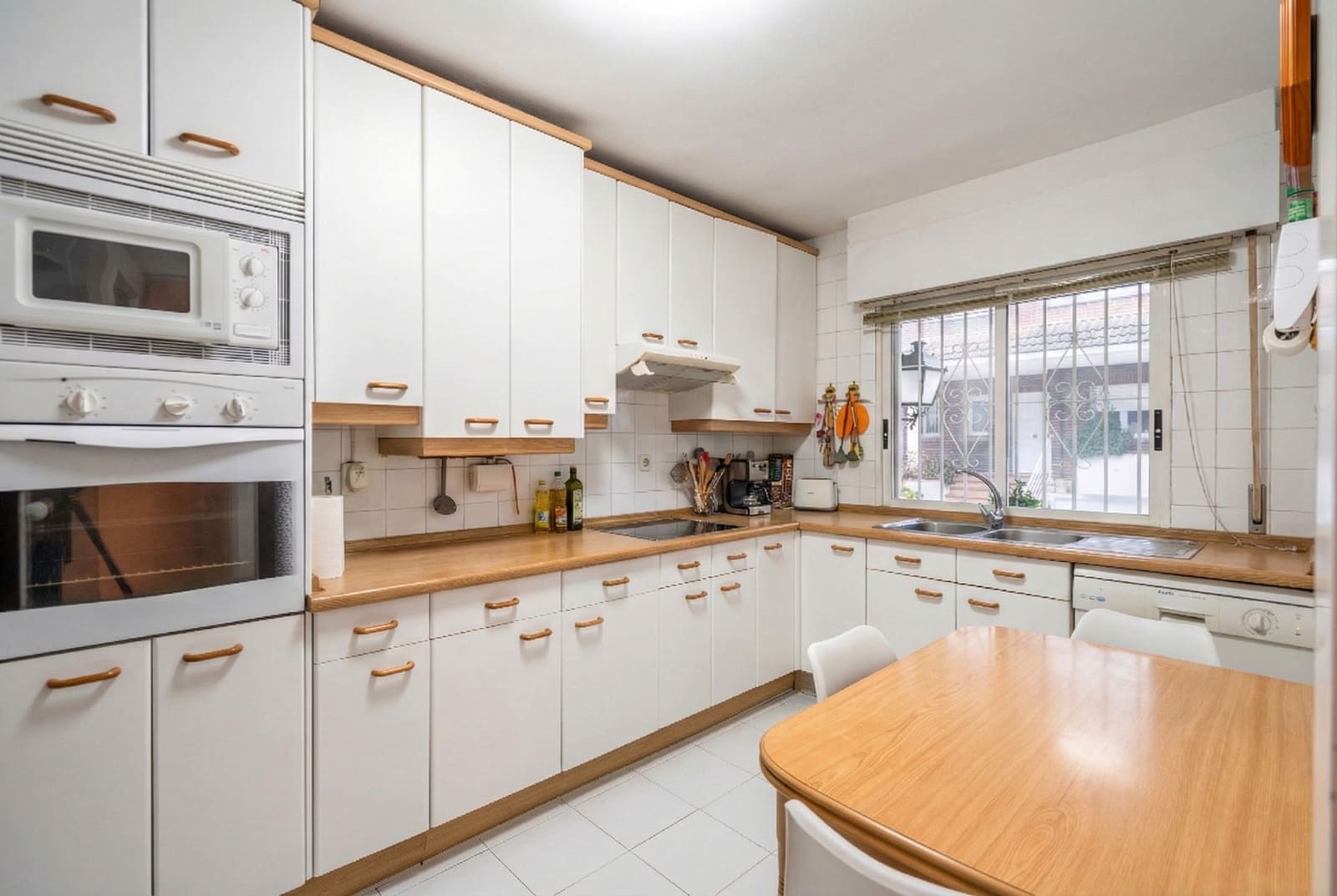 3 Zimmer Haus zu verkaufen in Las Rozas de Madrid mit Pool - 660.000 € (Ref: 9500626)