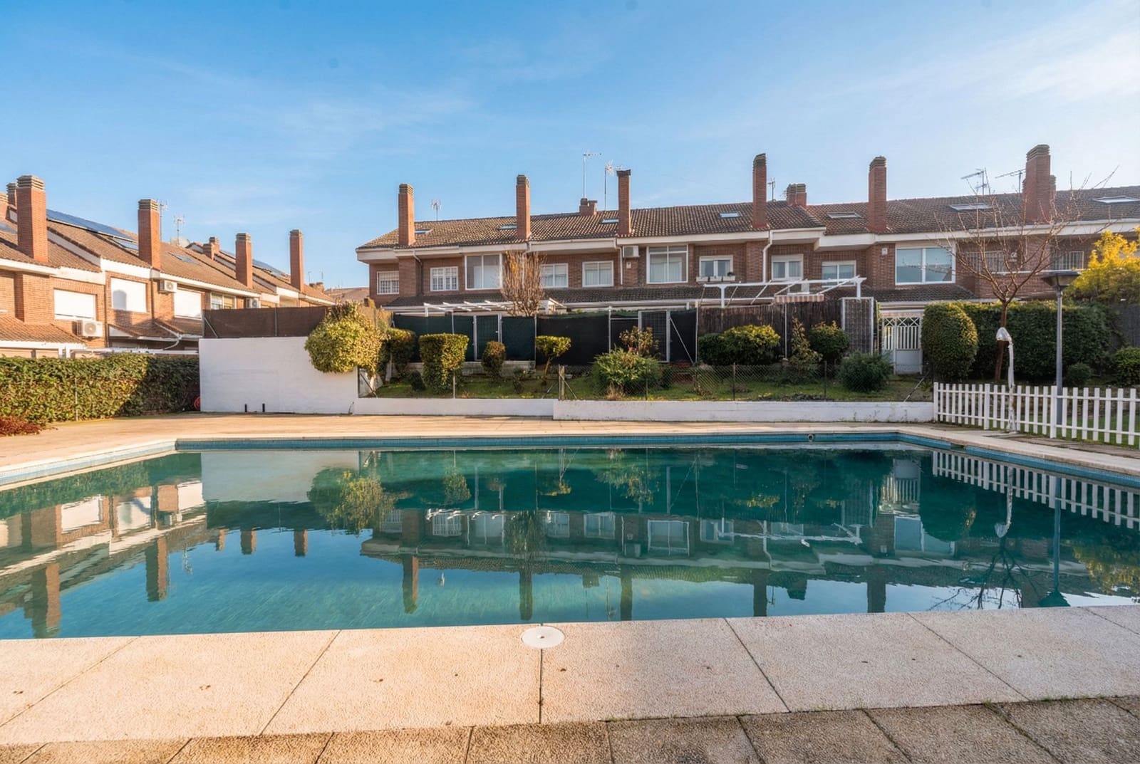 3 Zimmer Haus zu verkaufen in Las Rozas de Madrid mit Pool - 660.000 € (Ref: 9500626)
