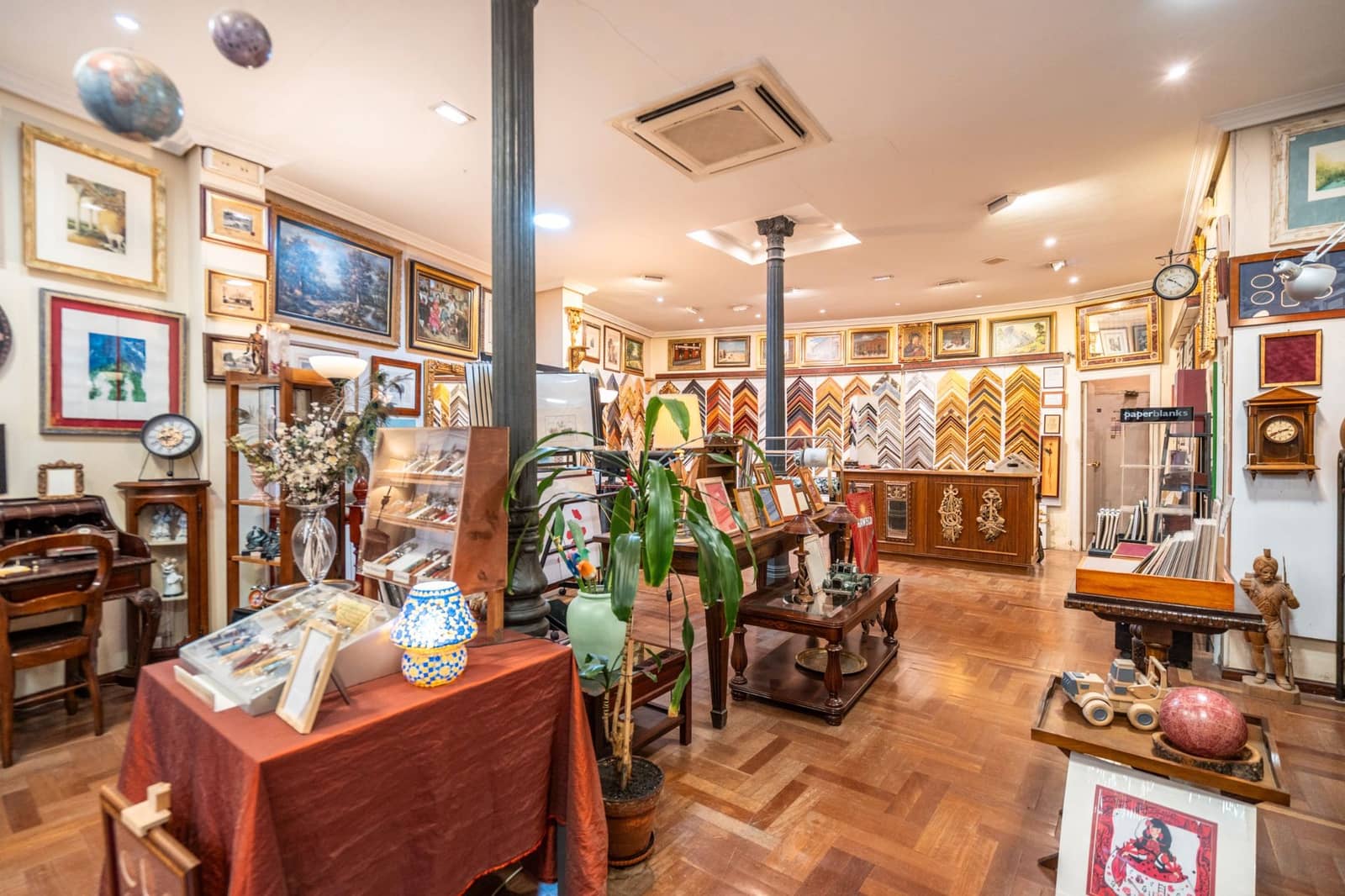 Comercial para venda em Madrid cidade - 1 550 000 € (Ref: 9535165)