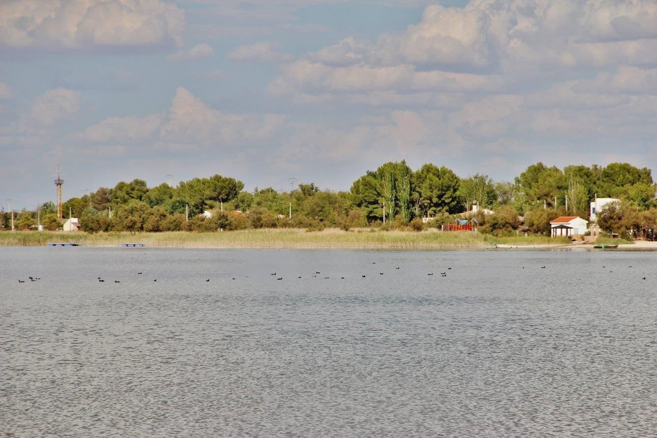 3 bedroom Finca/Country House for sale in Villafranca de los Caballeros with garage - € 110,000 (Ref: 9536372)