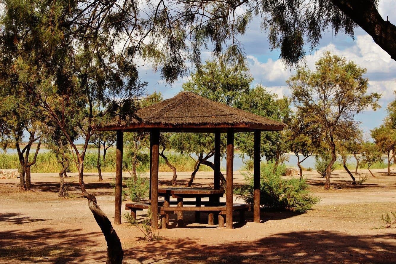 3 bedroom Finca/Country House for sale in Villafranca de los Caballeros with garage - € 110,000 (Ref: 9536372)