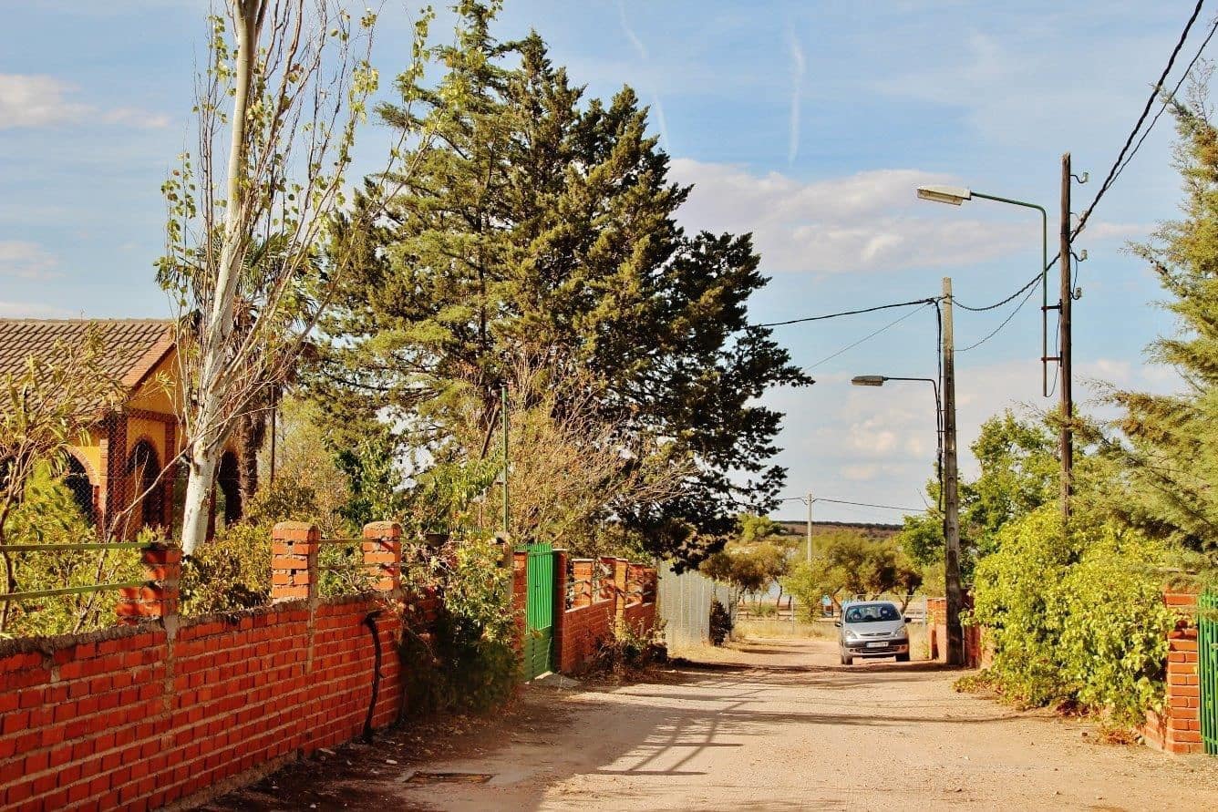 3 bedroom Finca/Country House for sale in Villafranca de los Caballeros with garage - € 110,000 (Ref: 9536372)