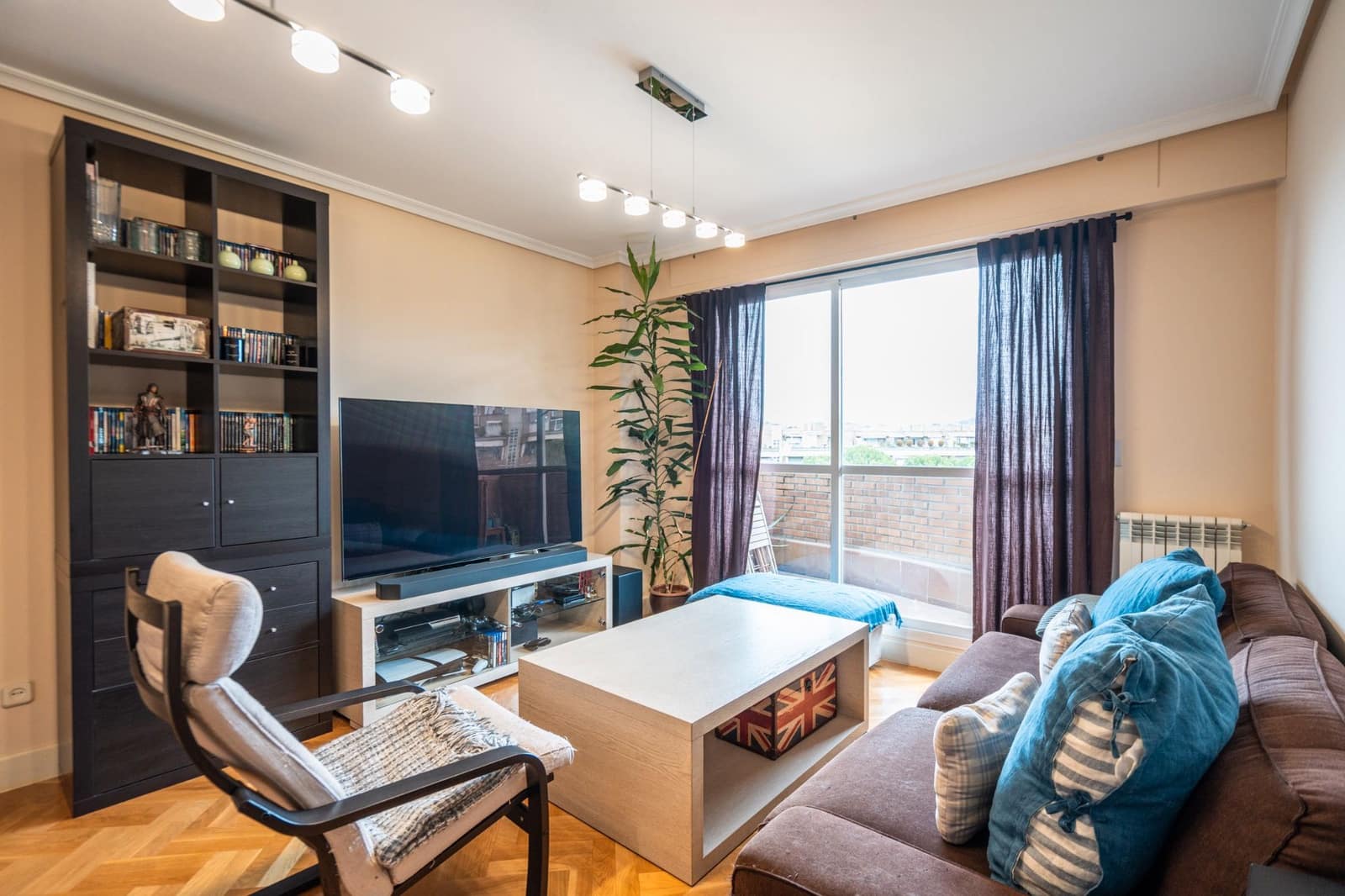 2 slaapkamer Flat te koop in Las Rozas de Madrid met zwembad - € 580.000 (Ref: 9542047)