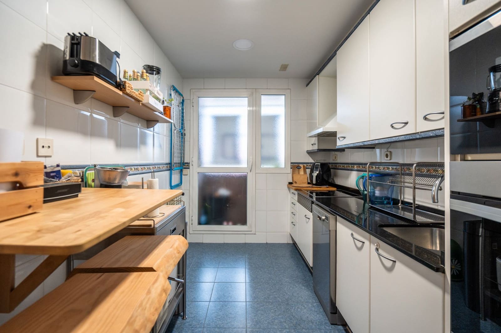 2 slaapkamer Flat te koop in Las Rozas de Madrid met zwembad - € 580.000 (Ref: 9542047)