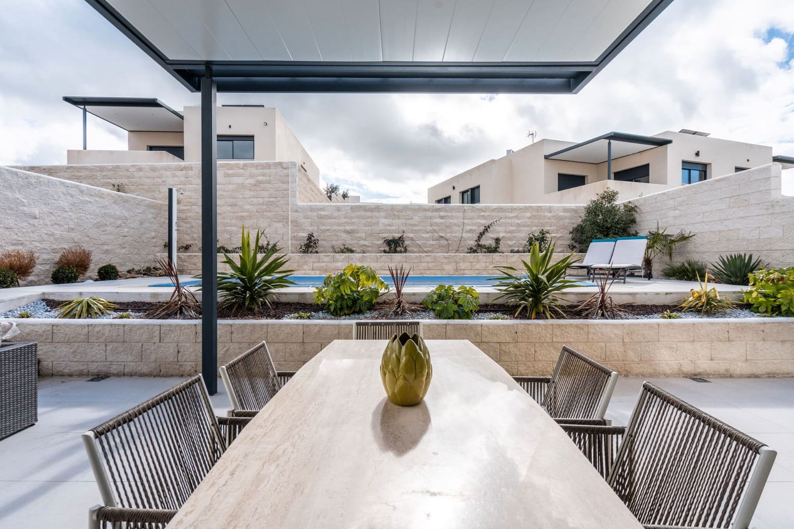 3 bedroom Villa for sale in El Espinar with pool garage - € 420,000 (Ref: 9588487)