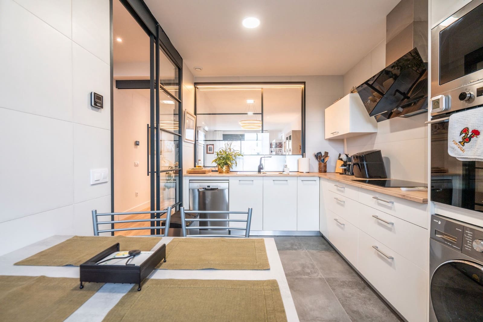 3 bedroom Villa for sale in El Espinar with pool garage - € 420,000 (Ref: 9588487)