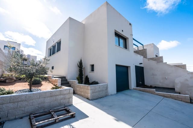 3 sovrum Villa till salu i El Espinar med pool garage - 420 000 € (Ref: 9588487)