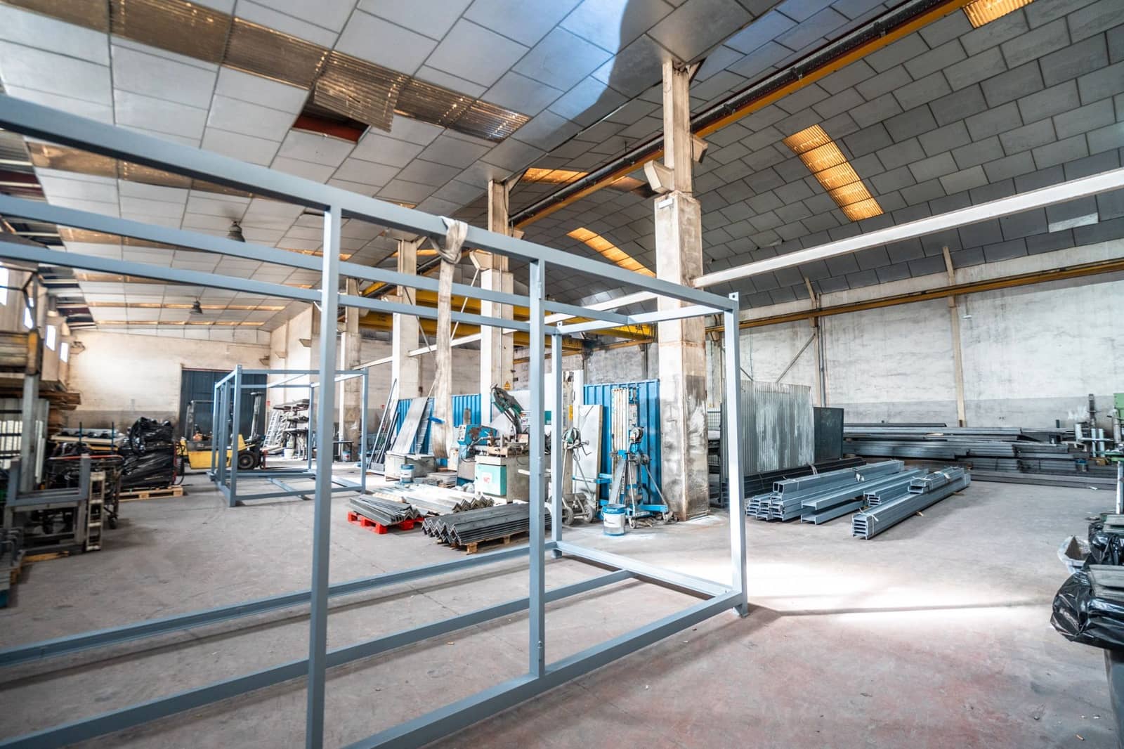 Commercial for sale in Grinon - € 1,250,000 (Ref: 9592090)