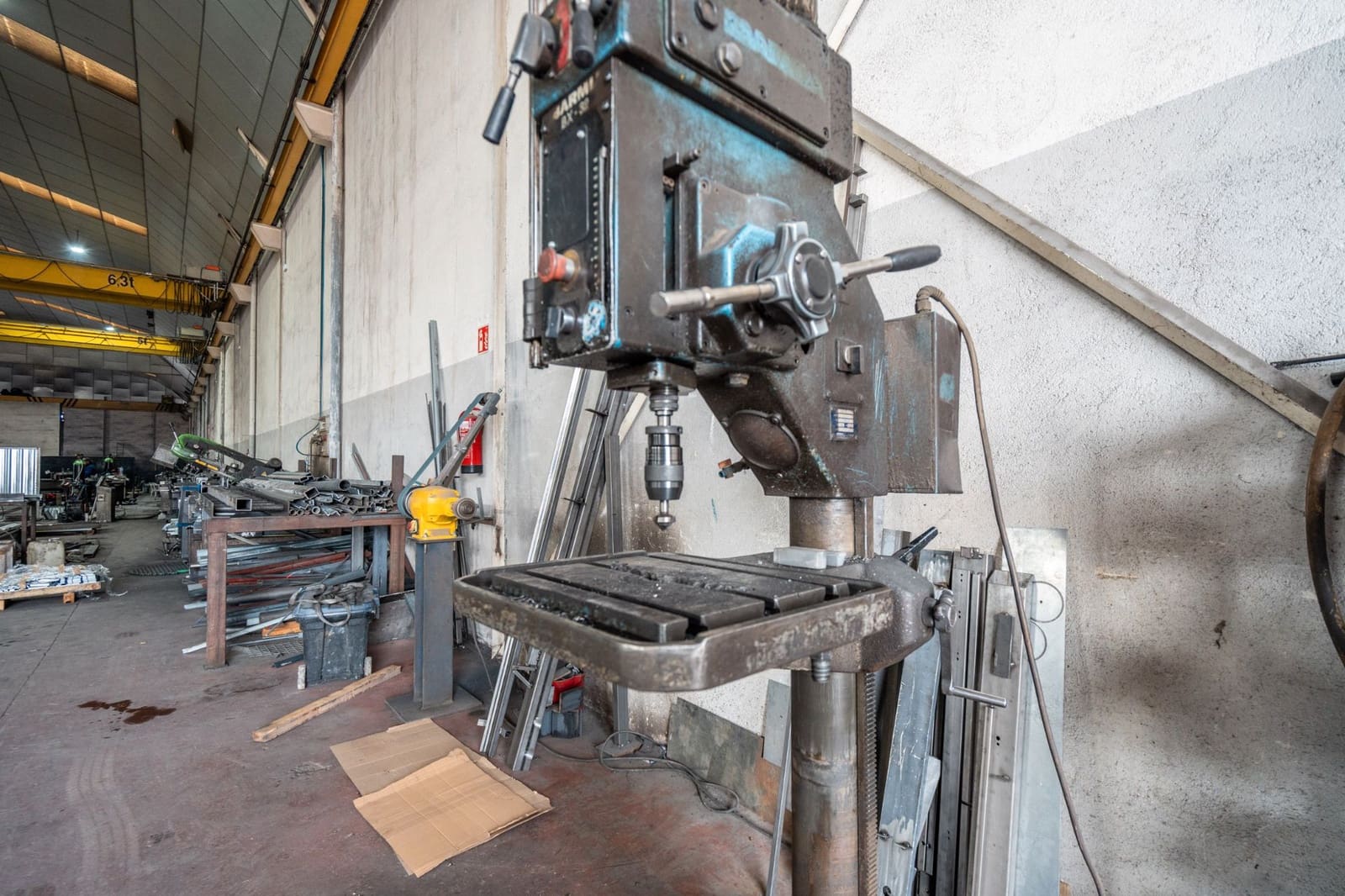 Commercial for sale in Grinon - € 1,250,000 (Ref: 9592090)