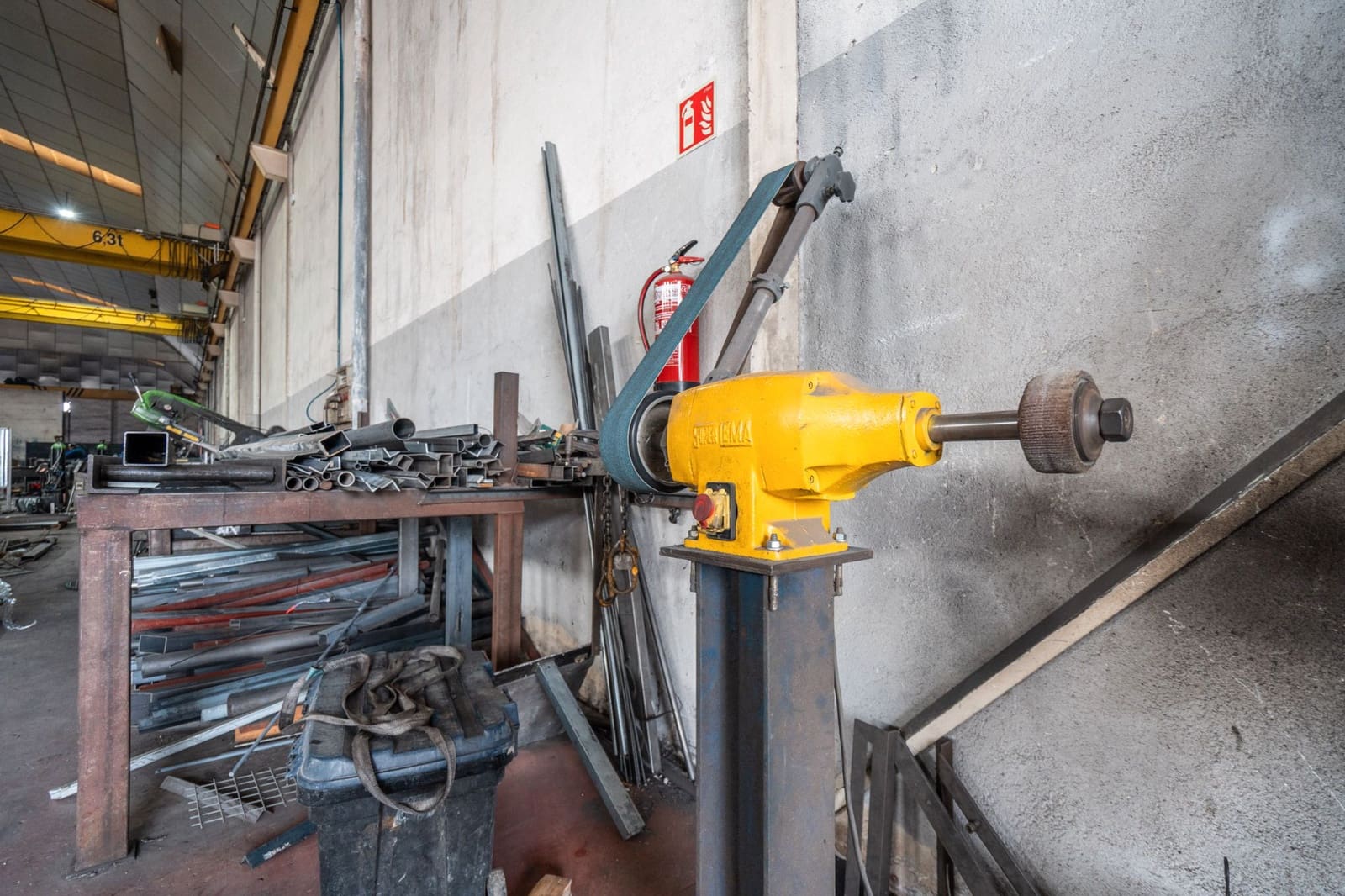 Commercial for sale in Grinon - € 1,250,000 (Ref: 9592090)