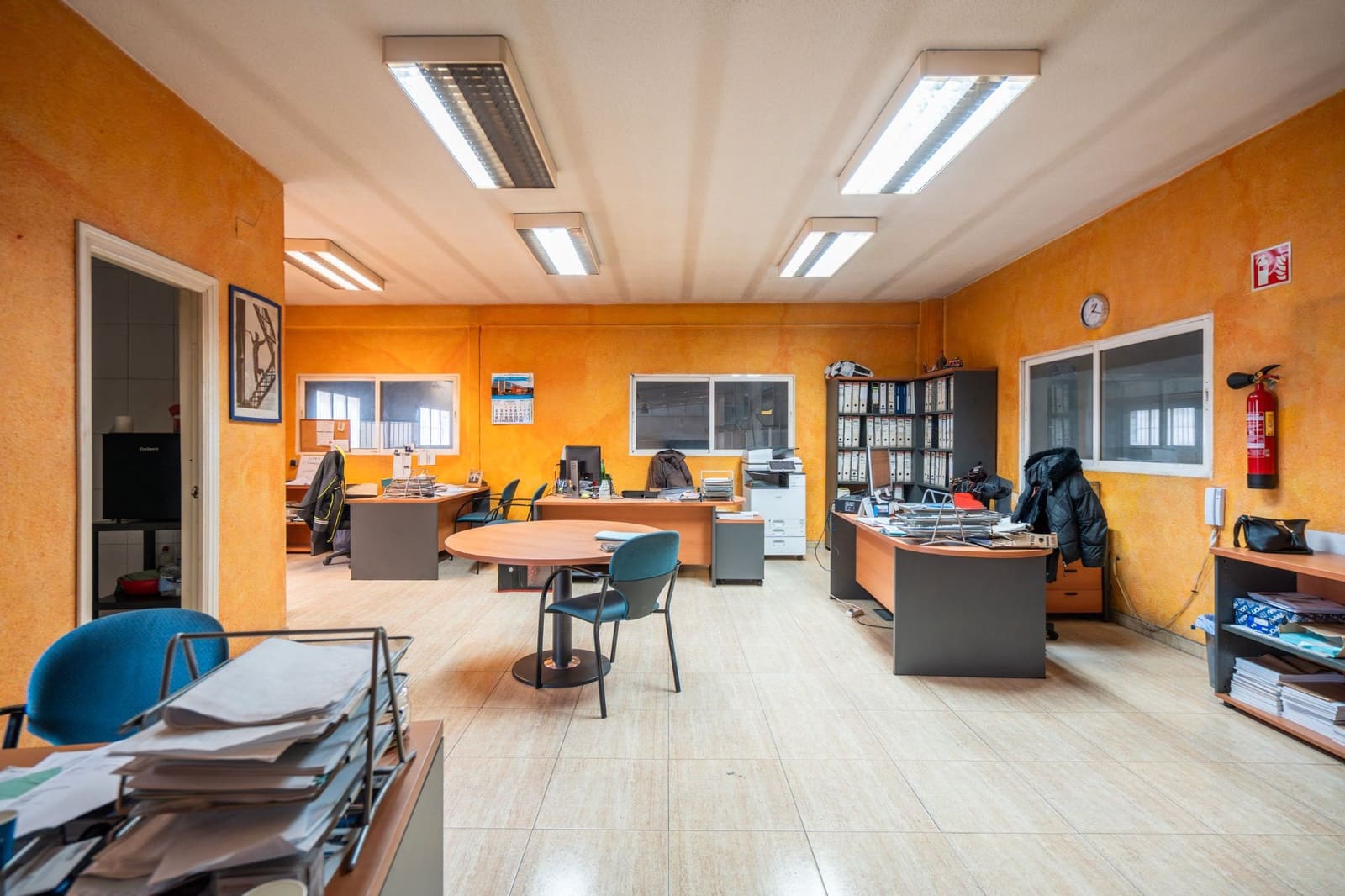 Commercial for sale in Grinon - € 1,250,000 (Ref: 9592090)