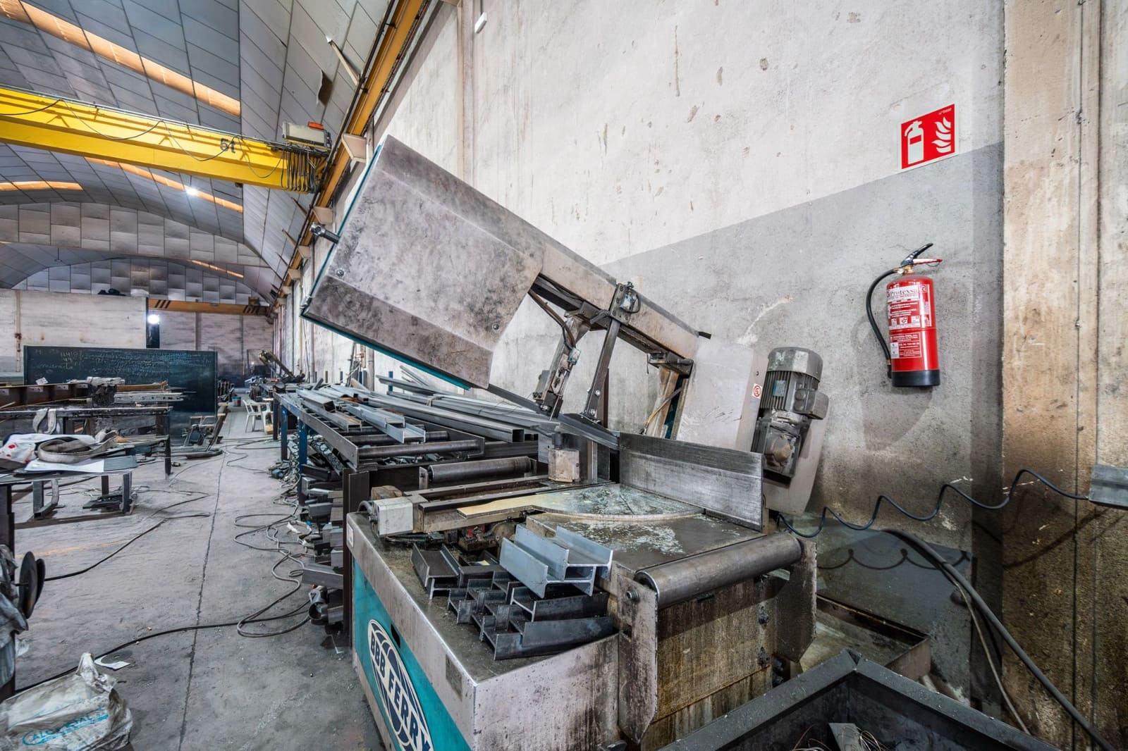 Commercial for sale in Grinon - € 1,250,000 (Ref: 9592090)