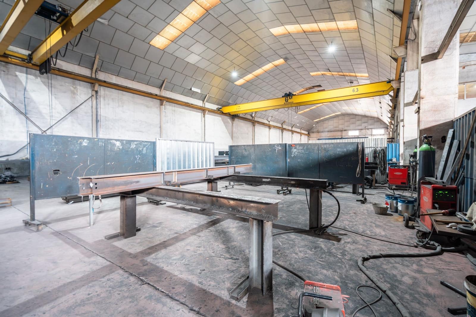 Commercial for sale in Grinon - € 1,250,000 (Ref: 9592090)