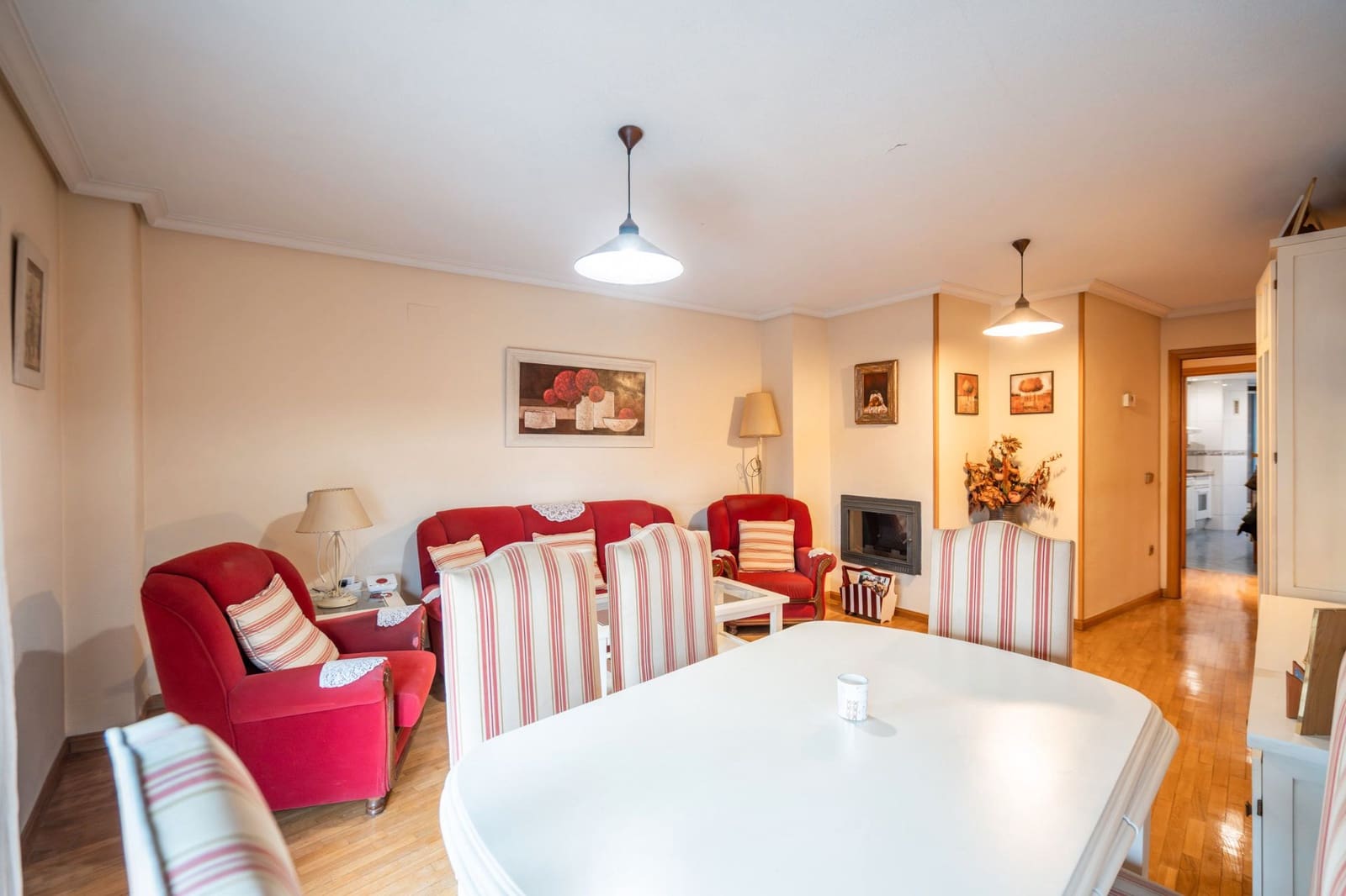 2 makuuhuone Asunto myytävänä paikassa Collado Villalba mukana uima-altaan 
autotalli - 380 000 € (Ref: 9598131)