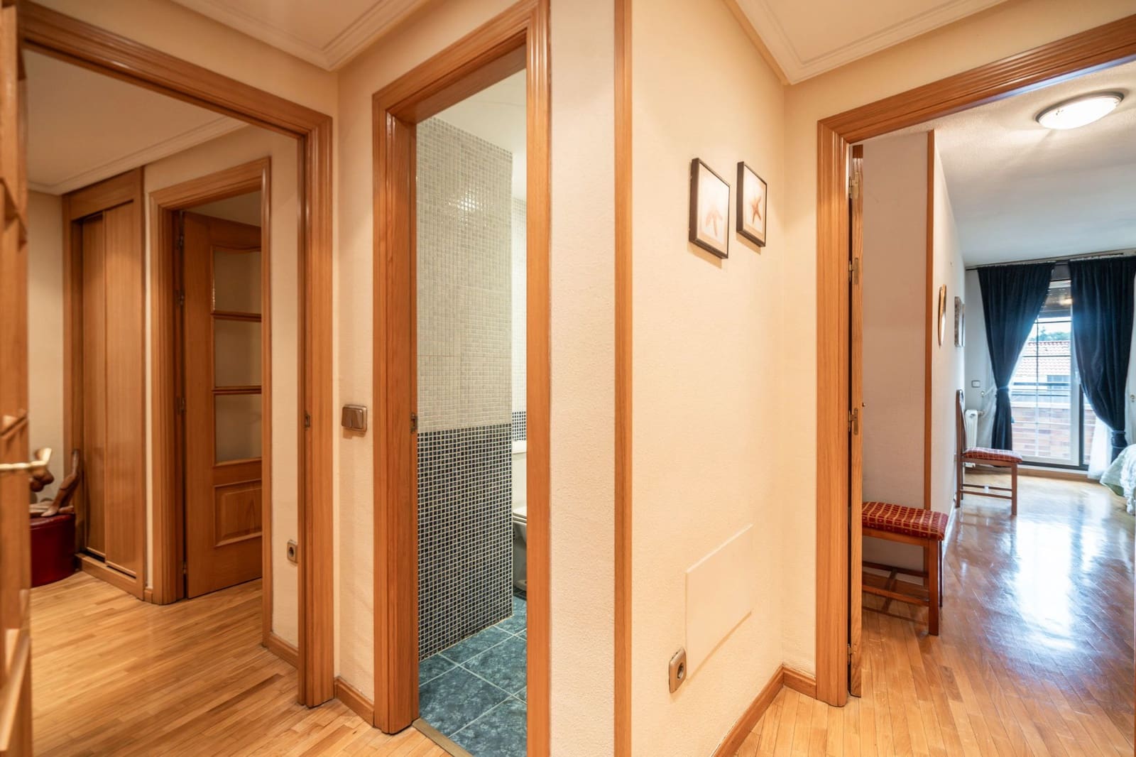 2 makuuhuone Asunto myytävänä paikassa Collado Villalba mukana uima-altaan 
autotalli - 380 000 € (Ref: 9598131)