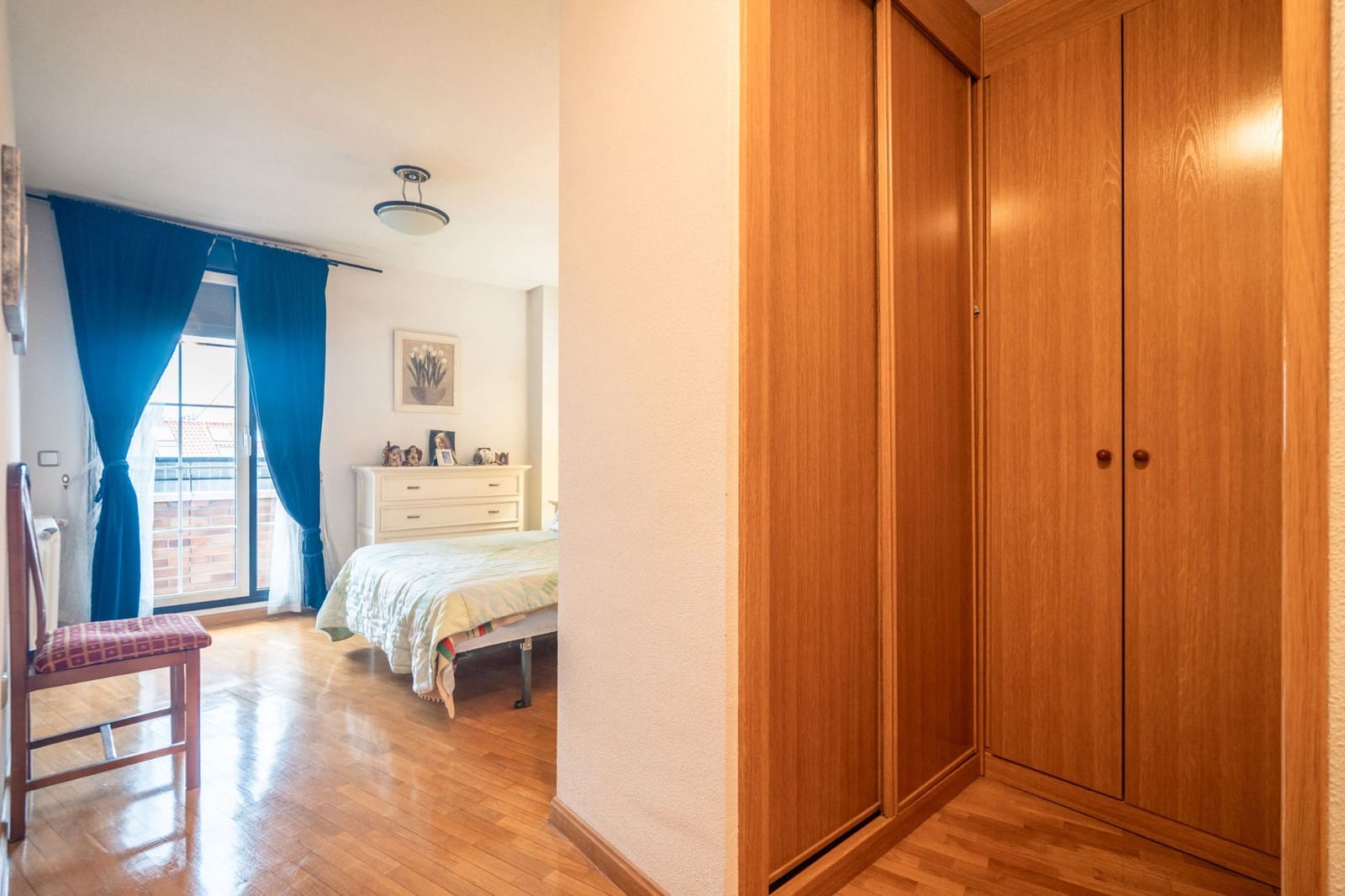 2 makuuhuone Asunto myytävänä paikassa Collado Villalba mukana uima-altaan 
autotalli - 380 000 € (Ref: 9598131)