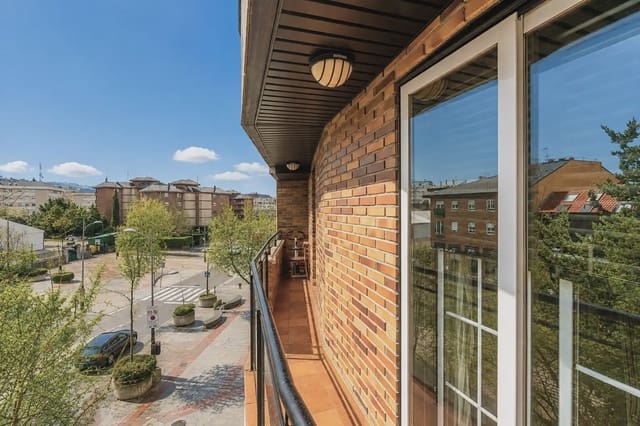 2 soveværelse Lejlighed til salg i Collado Villalba med swimmingpool garage - € 380.000 (Ref: 9598131)