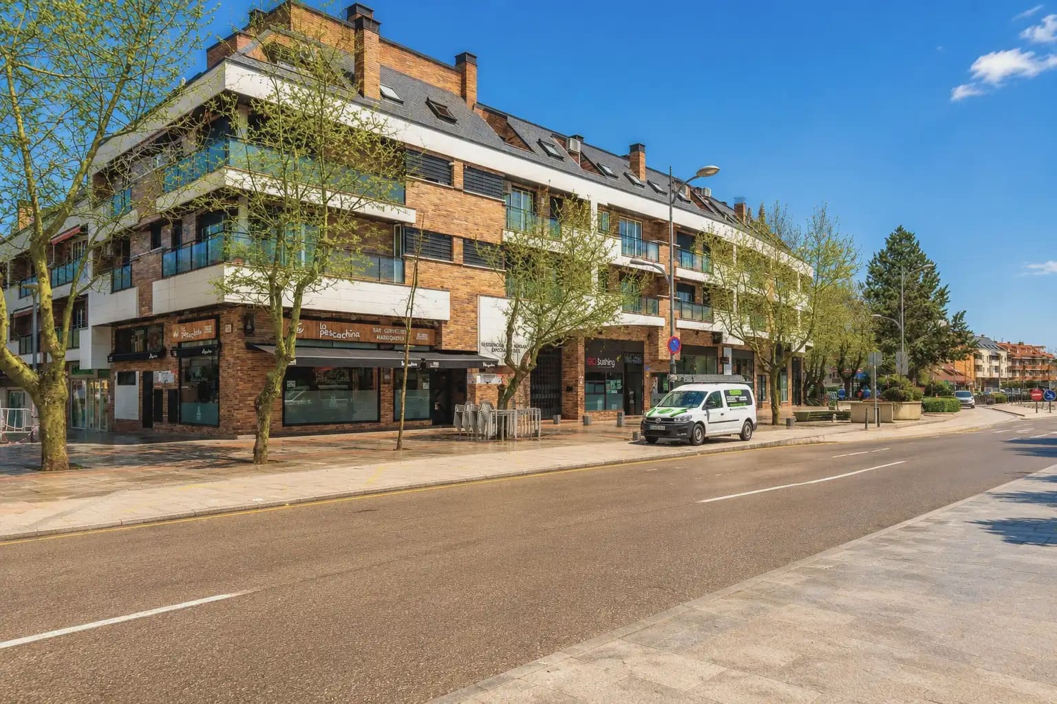 2 bedroom Flat for sale in Collado Villalba with pool garage - € 380,000 (Ref: 9598131)