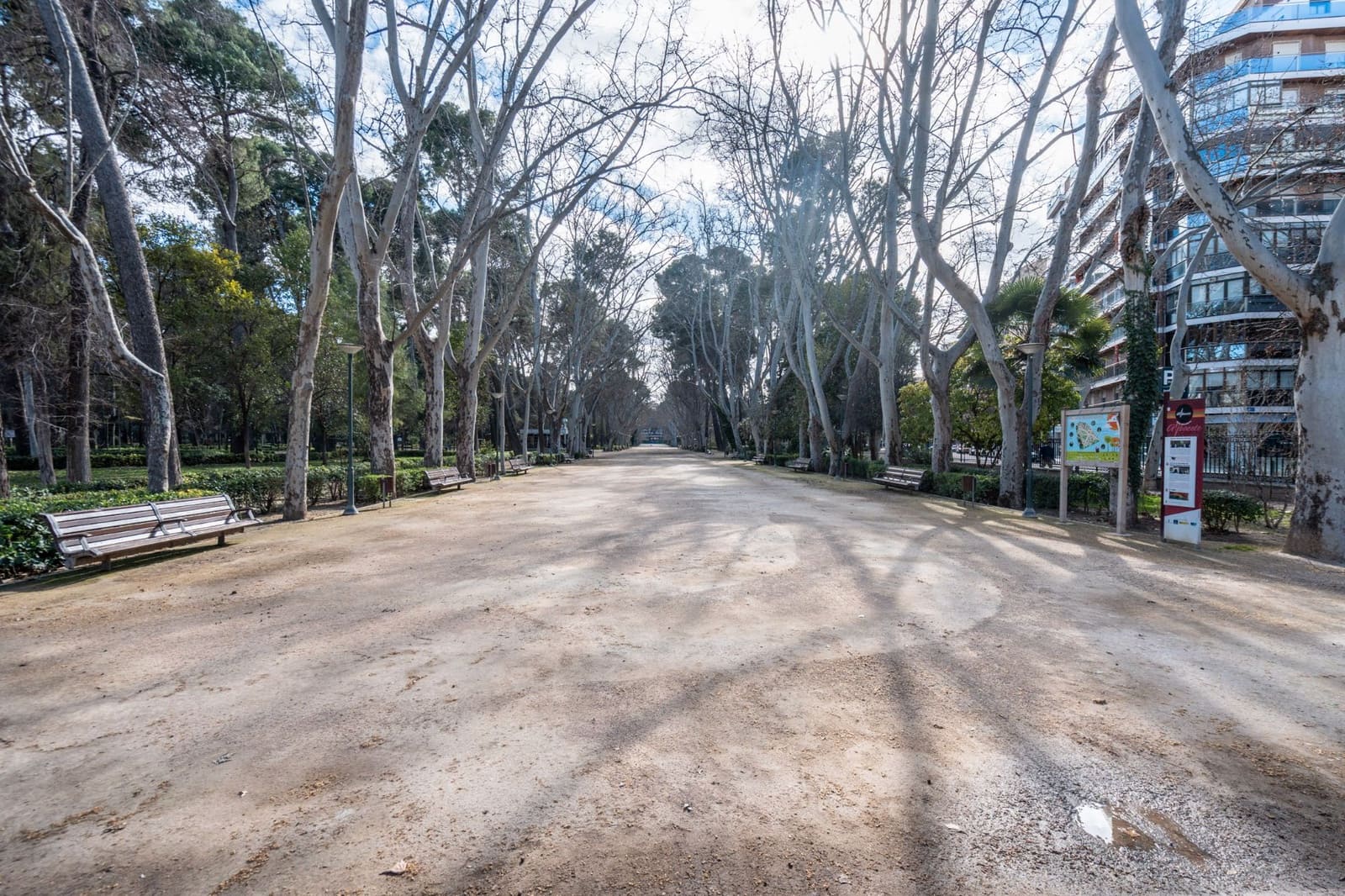 5 bedroom Flat for sale in Albacete city - € 275,000 (Ref: 9618625)