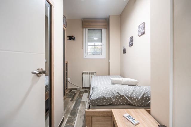 3 sypialnia Mieszkanie na sprzedaż w Fuenlabrada z basenem - 249 900 € (Ref: 9650664)