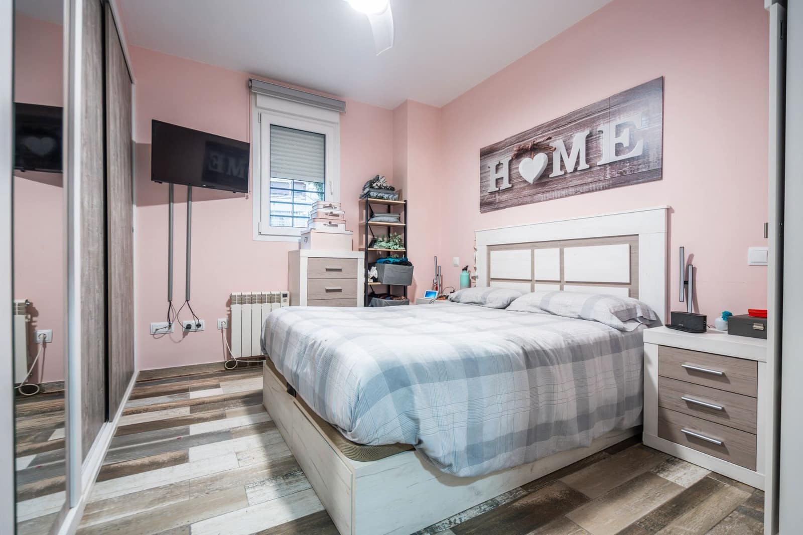 3 bedroom Flat for sale in Fuenlabrada with pool - € 249,900 (Ref: 9650664)