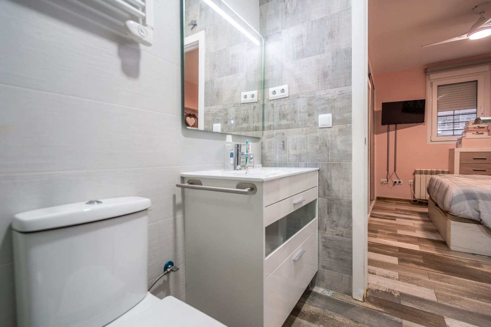 3 bedroom Flat for sale in Fuenlabrada with pool - € 249,900 (Ref: 9650664)