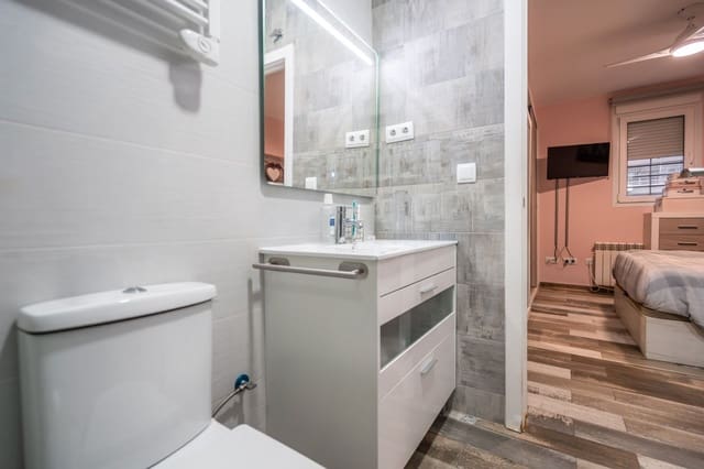 3 sypialnia Mieszkanie na sprzedaż w Fuenlabrada z basenem - 249 900 € (Ref: 9650664)