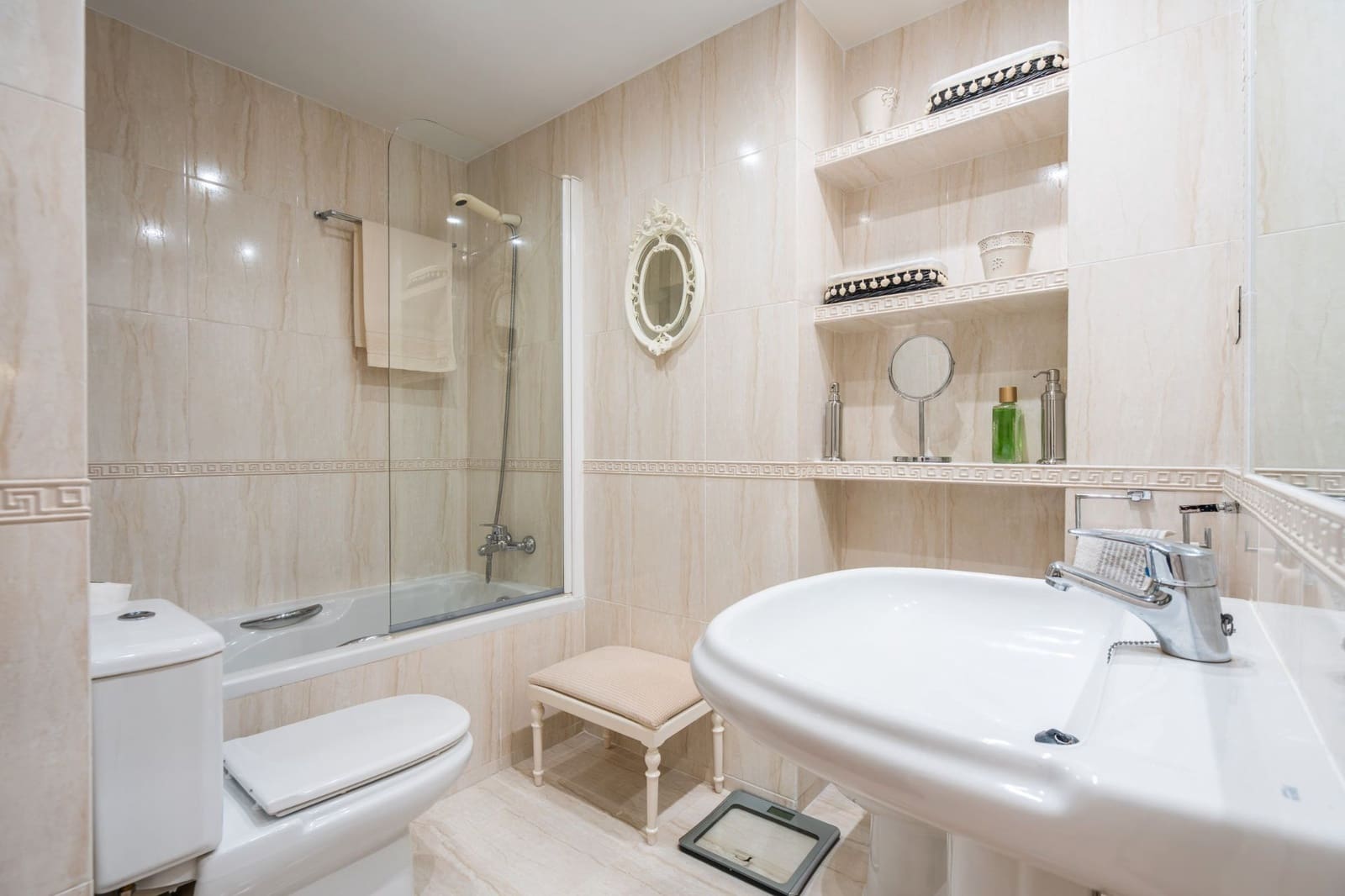 3 soveværelse Lejlighed til salg i Madrid by med garage - € 930.000 (Ref: 9653024)