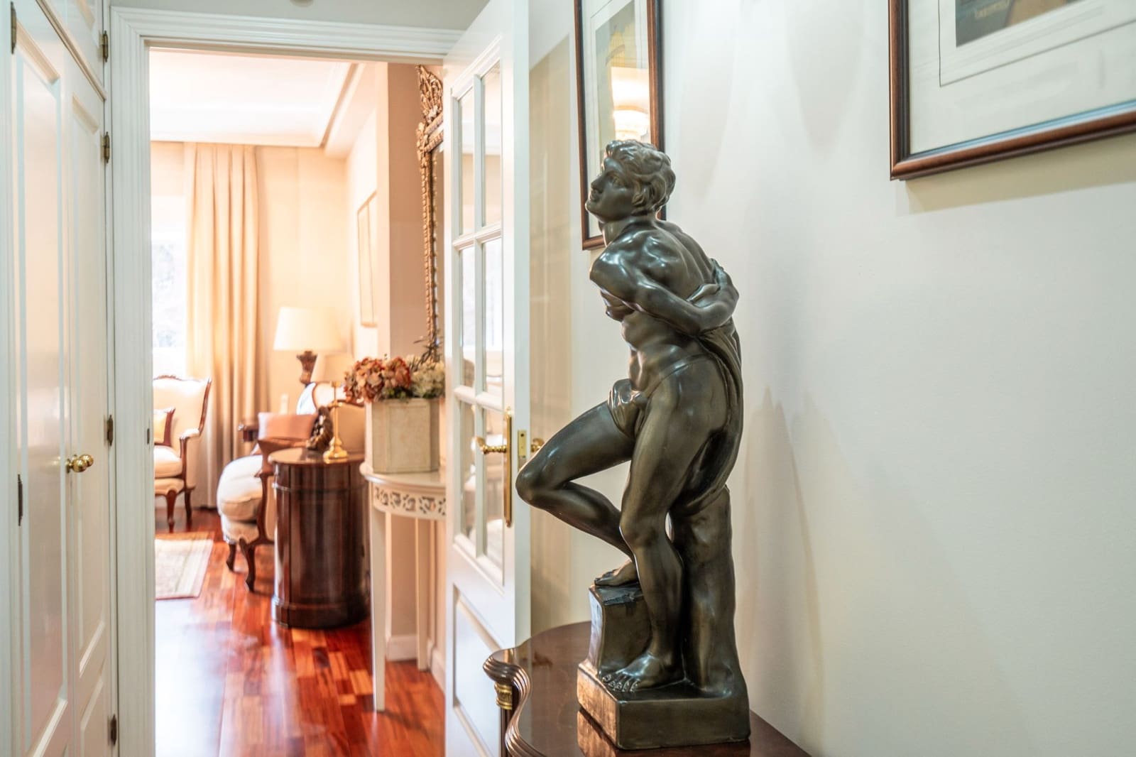 3 soveværelse Lejlighed til salg i Madrid by med garage - € 930.000 (Ref: 9653024)