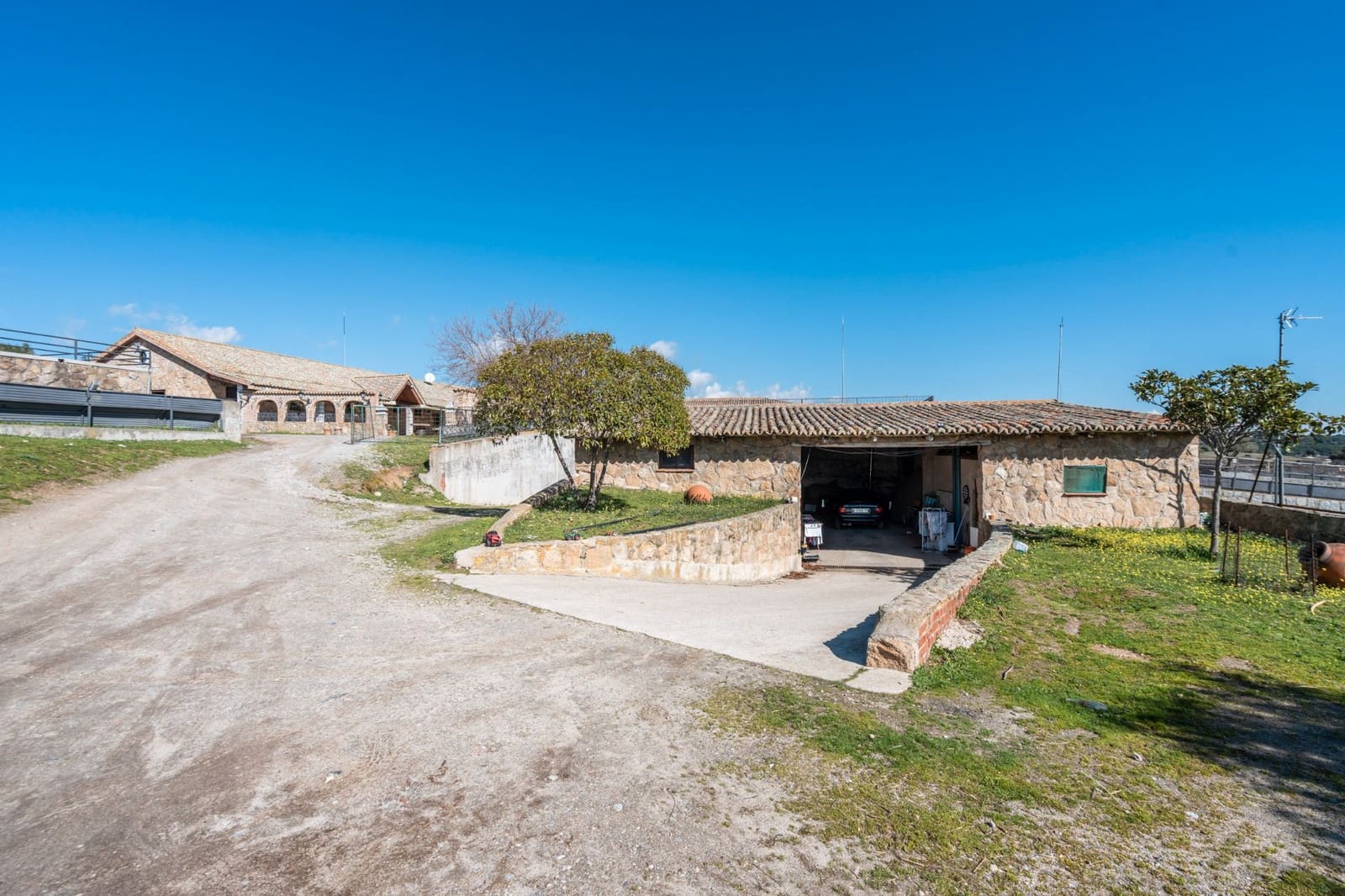 Finca/Casa Rural en Fresnedillas de la Oliva en venta - 6.000.000 € (Ref: 9691651)