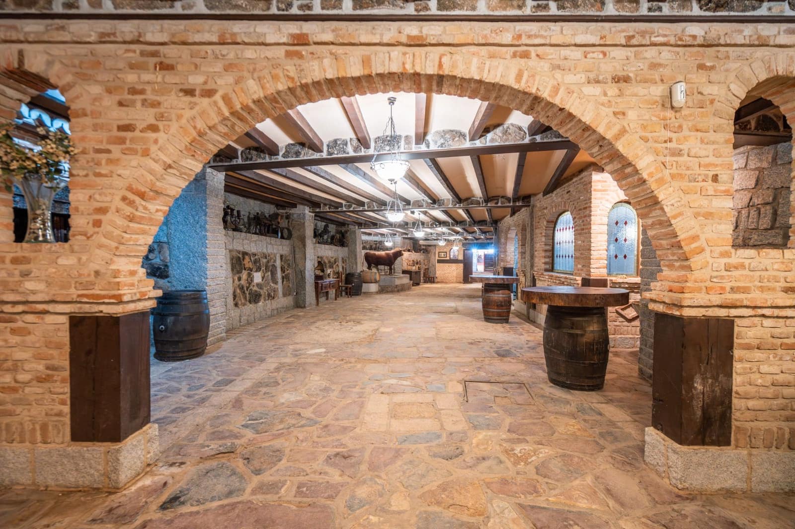 Finca/Casa Rural en Fresnedillas de la Oliva en venta - 6.000.000 € (Ref: 9691651)