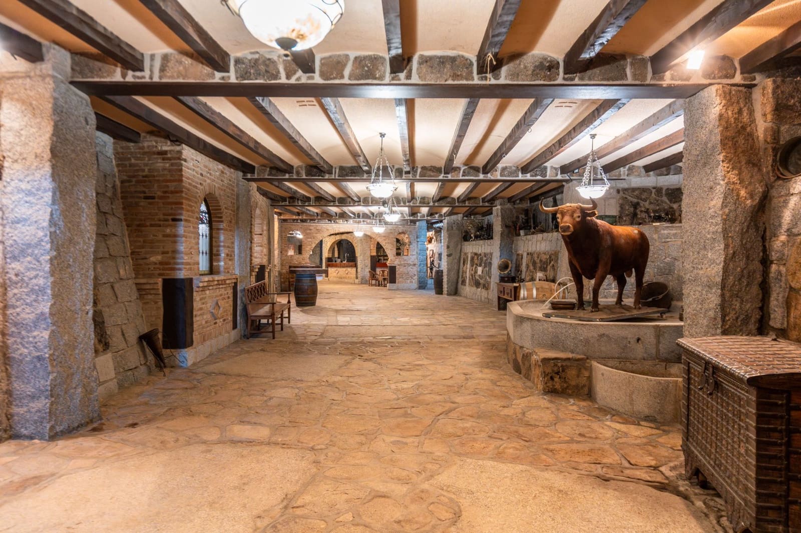 Finca/Casa Rural en Fresnedillas de la Oliva en venta - 6.000.000 € (Ref: 9691651)