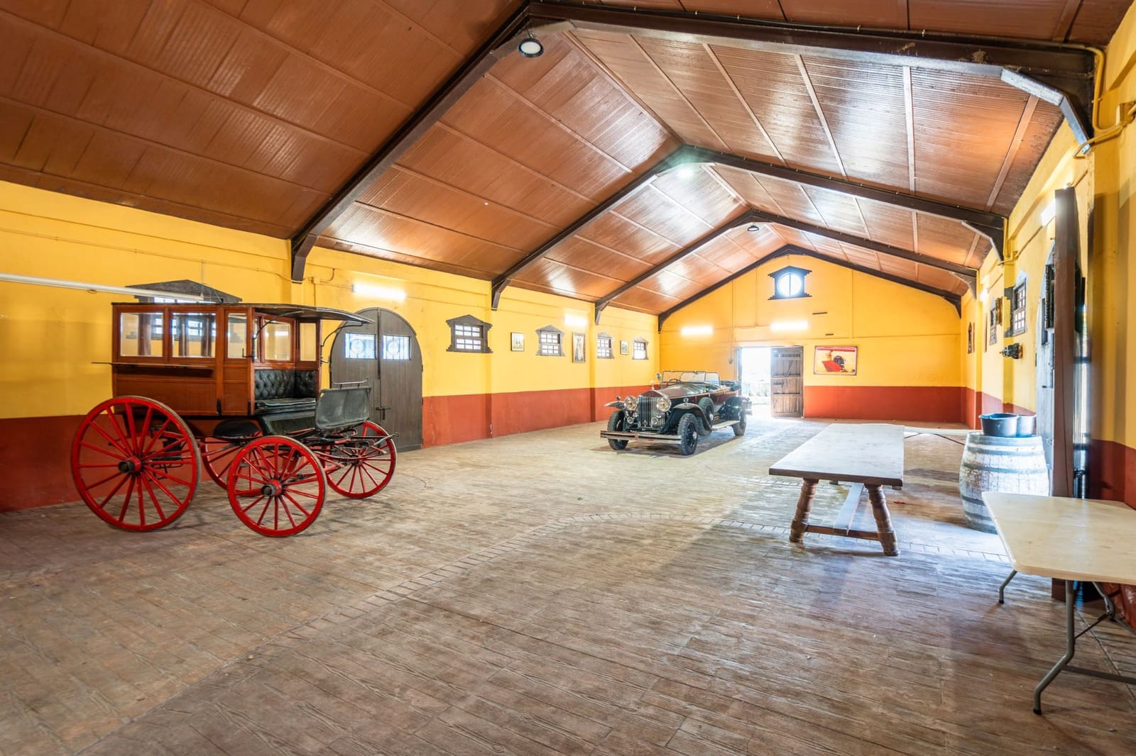 Finca/Casa Rural en Fresnedillas de la Oliva en venta - 6.000.000 € (Ref: 9691651)