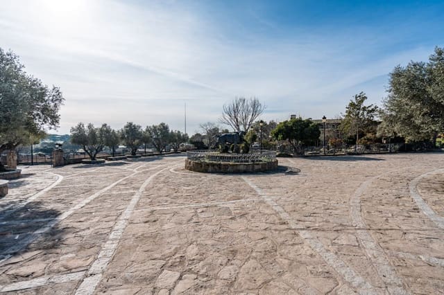 Finca/Casa Rural en Fresnedillas de la Oliva en venta - 6.000.000 € (Ref: 9691651)