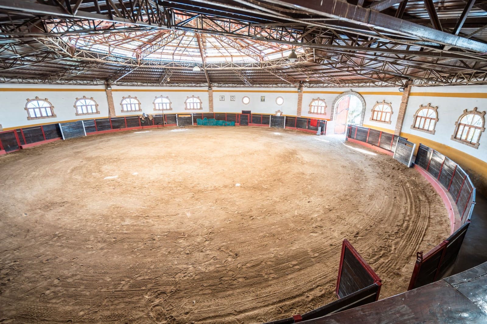 Finca/Casa Rural en Fresnedillas de la Oliva en venta - 6.000.000 € (Ref: 9691651)