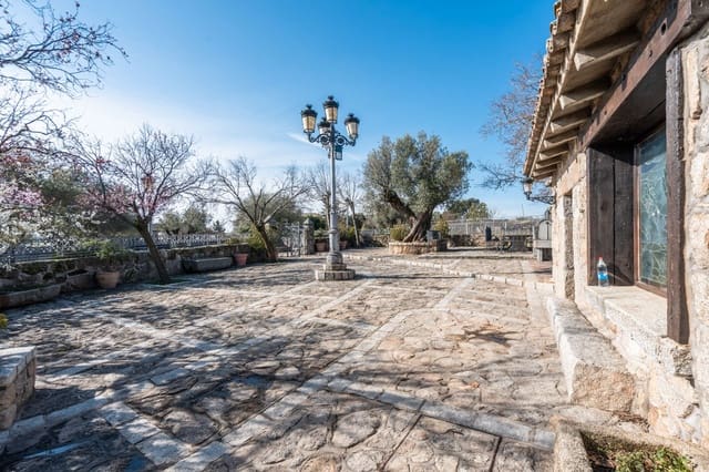 Finca/Casa Rural en Fresnedillas de la Oliva en venta - 6.000.000 € (Ref: 9691651)