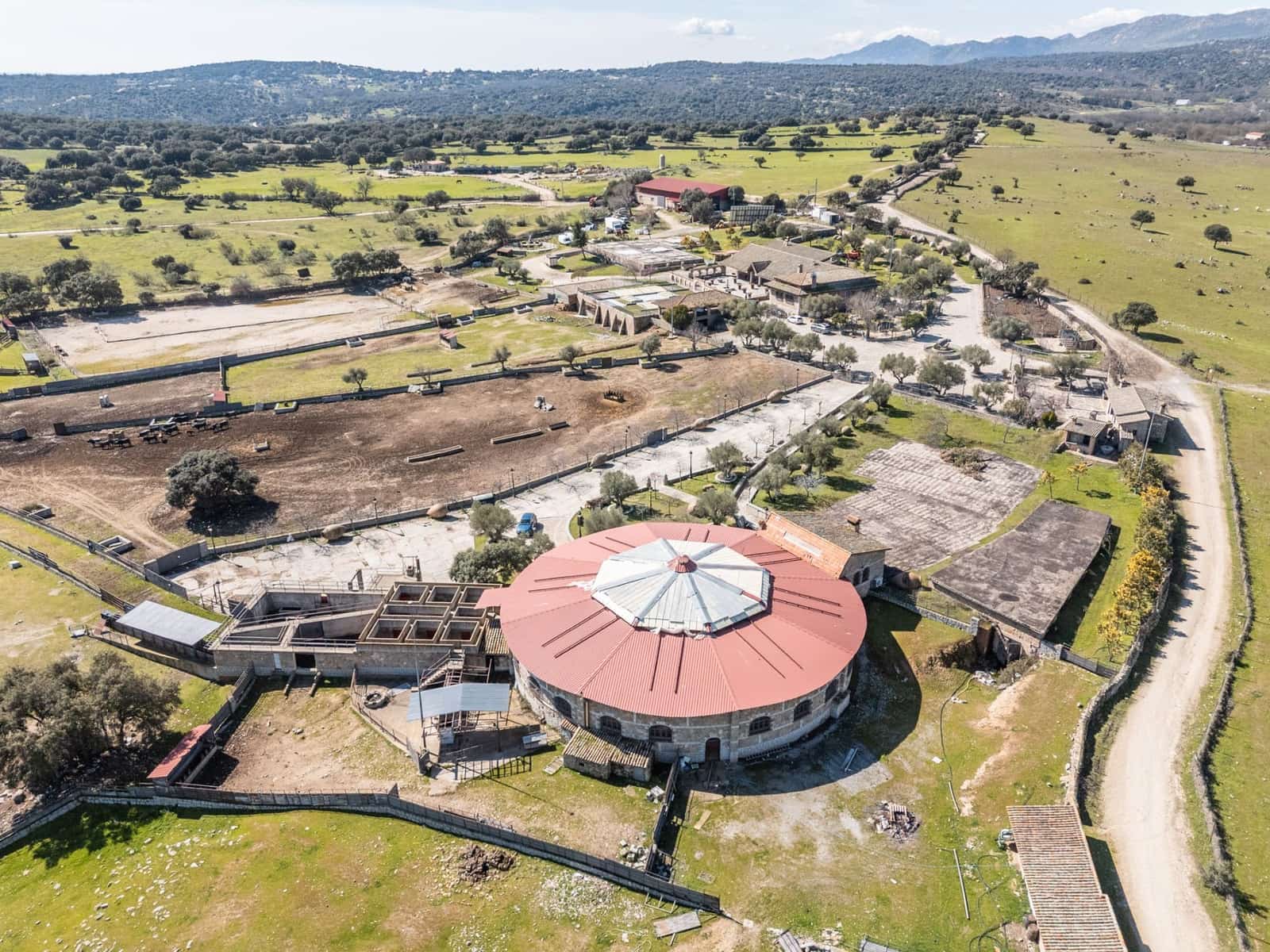 Finca/Casa Rural en Fresnedillas de la Oliva en venta - 6.000.000 € (Ref: 9691651)