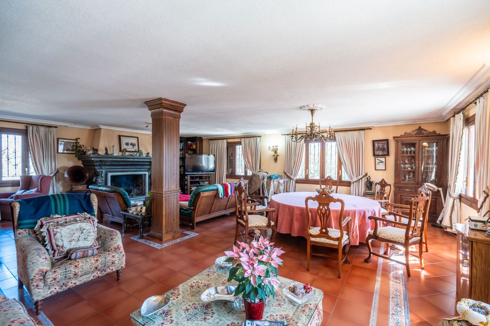 Finca/Casa Rural en Fresnedillas de la Oliva en venta - 6.000.000 € (Ref: 9691651)