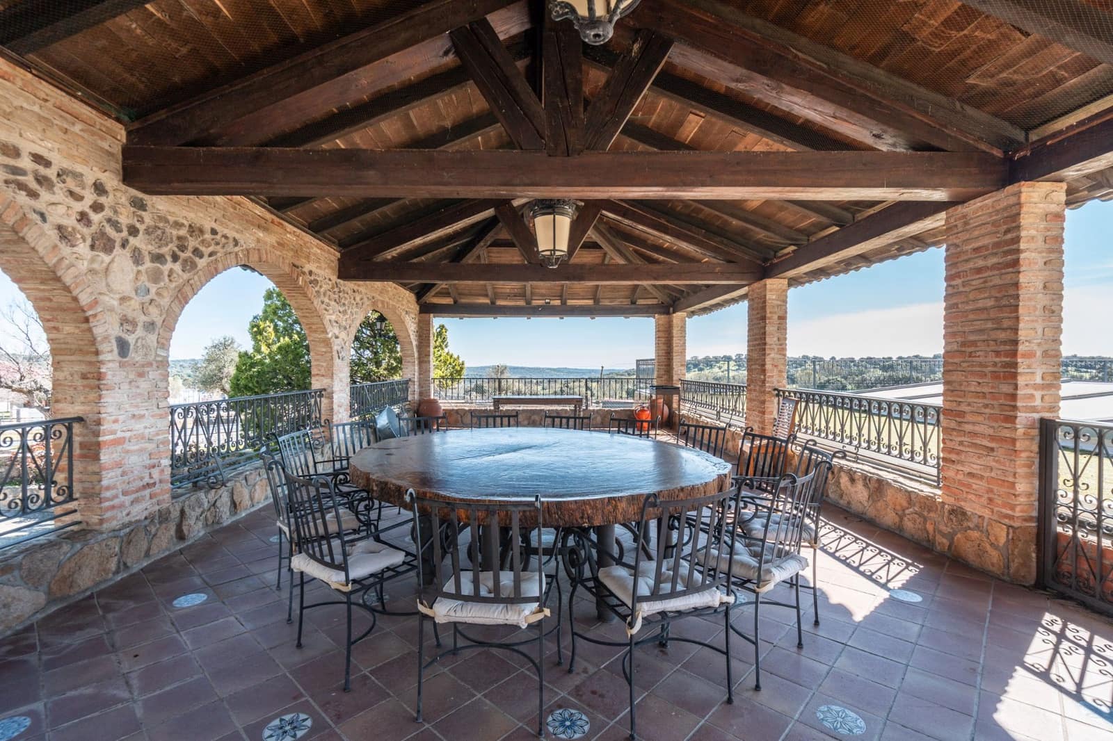 Finca/Casa Rural en Fresnedillas de la Oliva en venta - 6.000.000 € (Ref: 9691651)