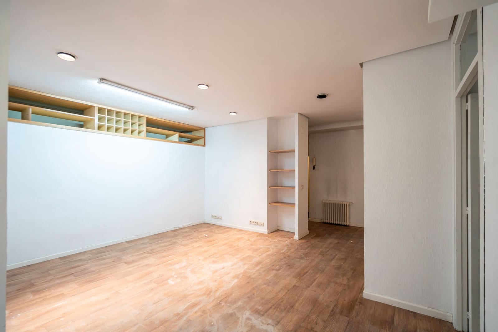 Office for sale in Madrid city - € 680,000 (Ref: 9696764)