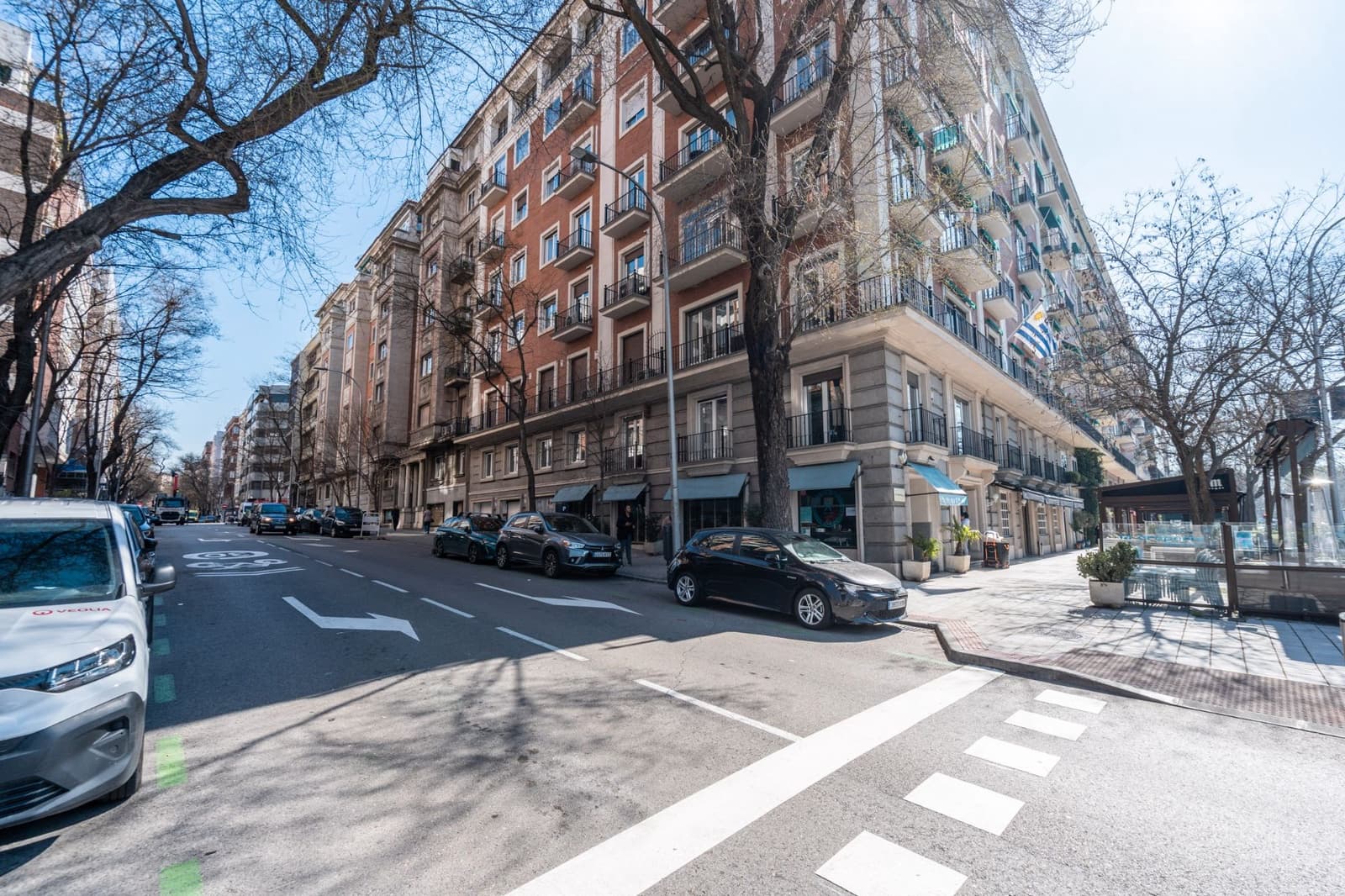 Office for sale in Madrid city - € 680,000 (Ref: 9696764)