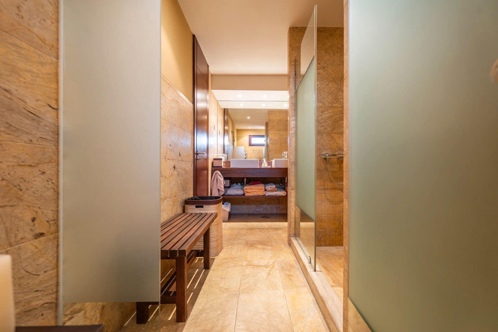 7 slaapkamer Villa te koop in Las Rozas de Madrid met zwembad garage - € 2.900.000 (Ref: 9696891)