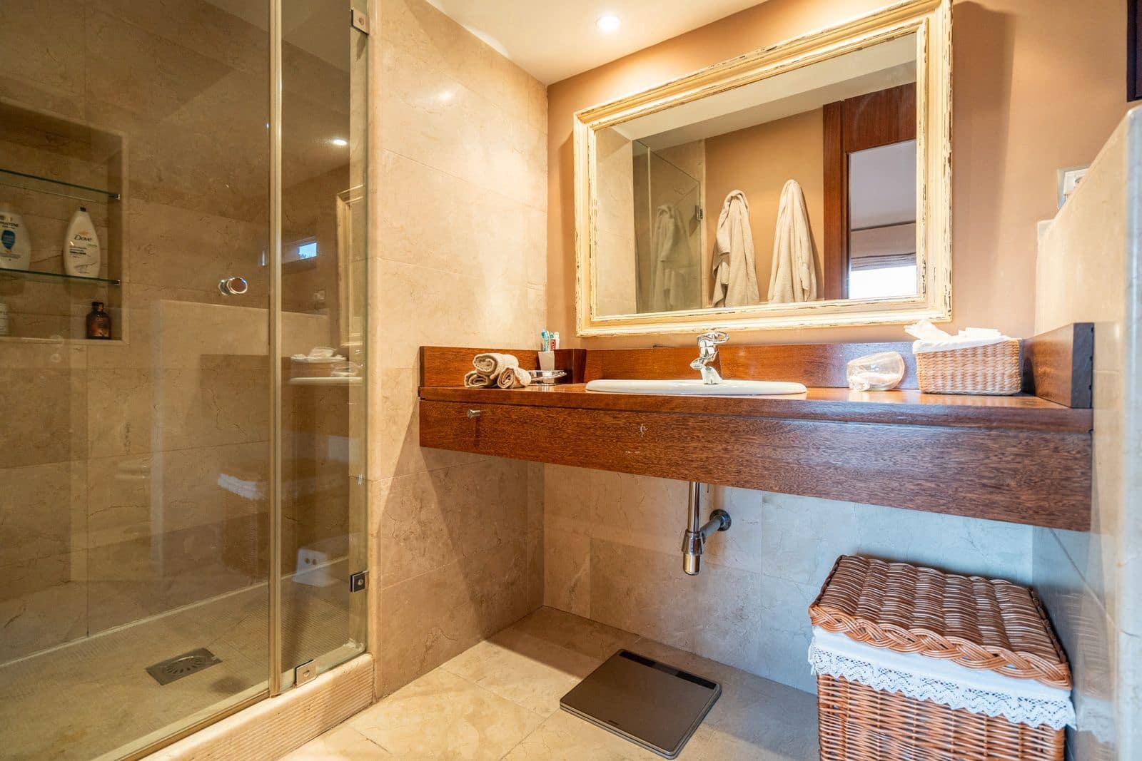 7 slaapkamer Villa te koop in Las Rozas de Madrid met zwembad garage - € 2.900.000 (Ref: 9696891)