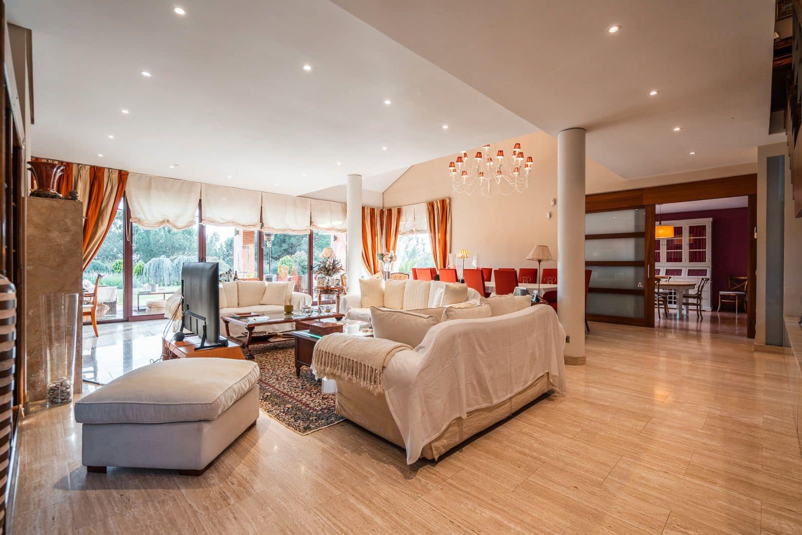 7 slaapkamer Villa te koop in Las Rozas de Madrid met zwembad garage - € 2.900.000 (Ref: 9696891)