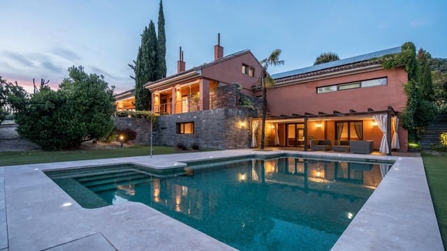 7 slaapkamer Villa te koop in Las Rozas de Madrid met zwembad garage - € 2.900.000 (Ref: 9696891)