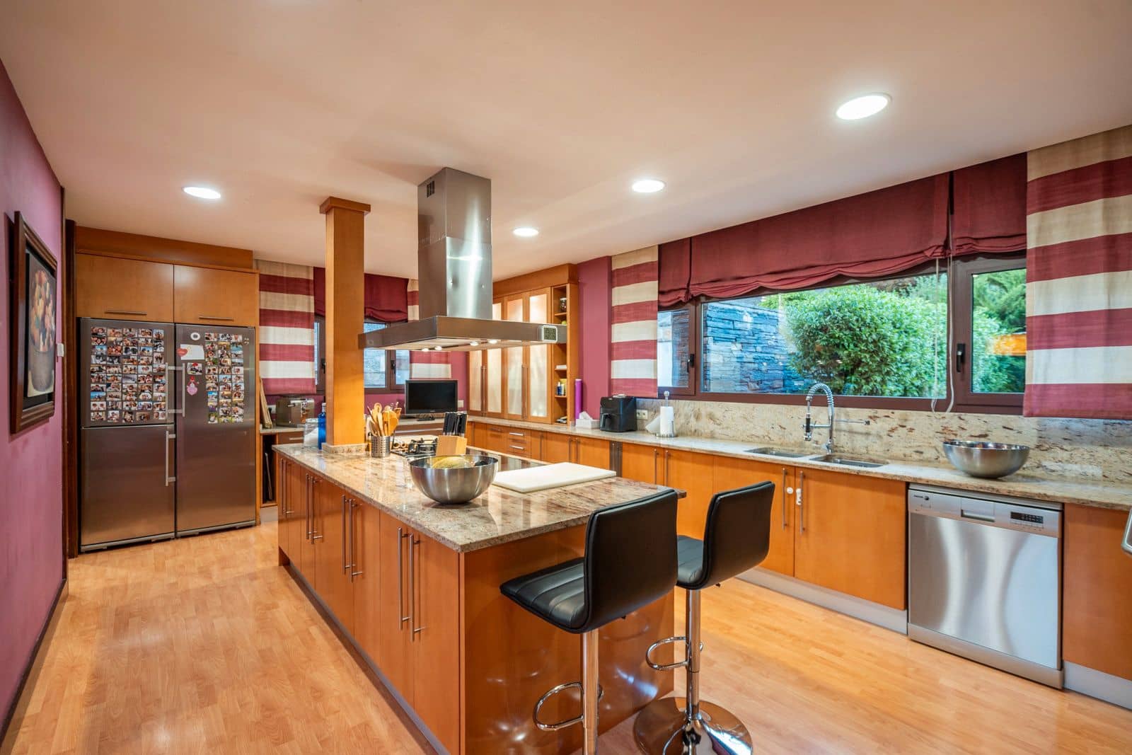 7 slaapkamer Villa te koop in Las Rozas de Madrid met zwembad garage - € 2.900.000 (Ref: 9696891)